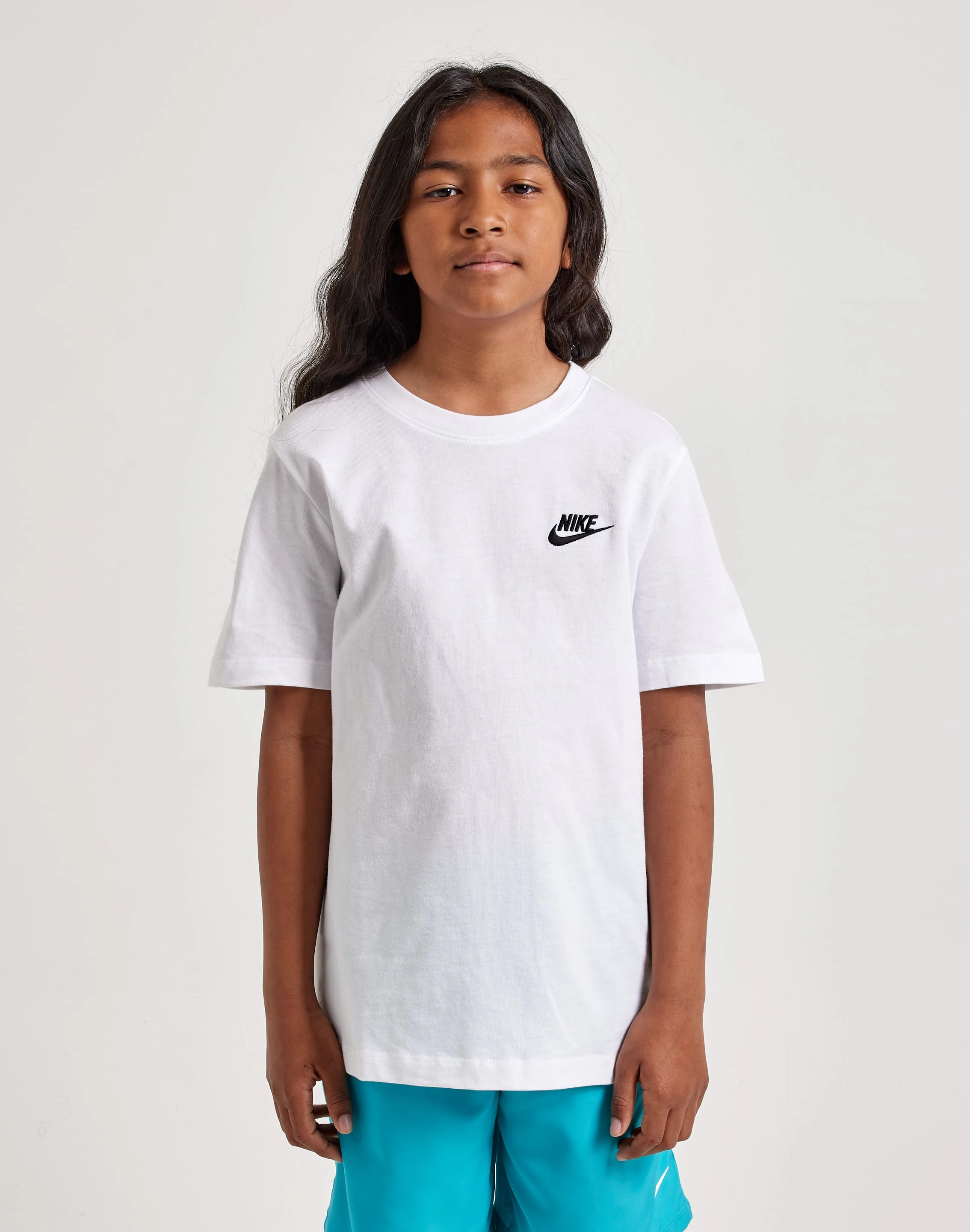 Organic fashion products Nike Club Tee Grade-School Sustainable fashion