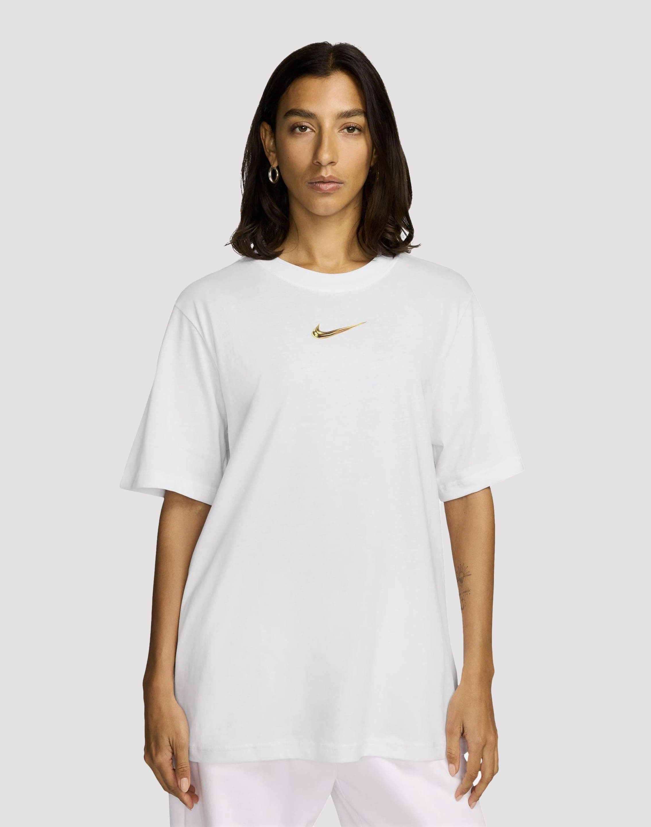 Fashion technology Nike Sportswear Short-Sleeve Tee High - end fashion