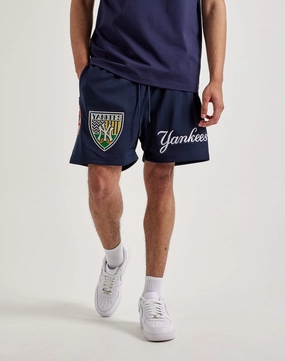 Fashion brands Pro Standard New York Yankees Shorts Fashion essentials