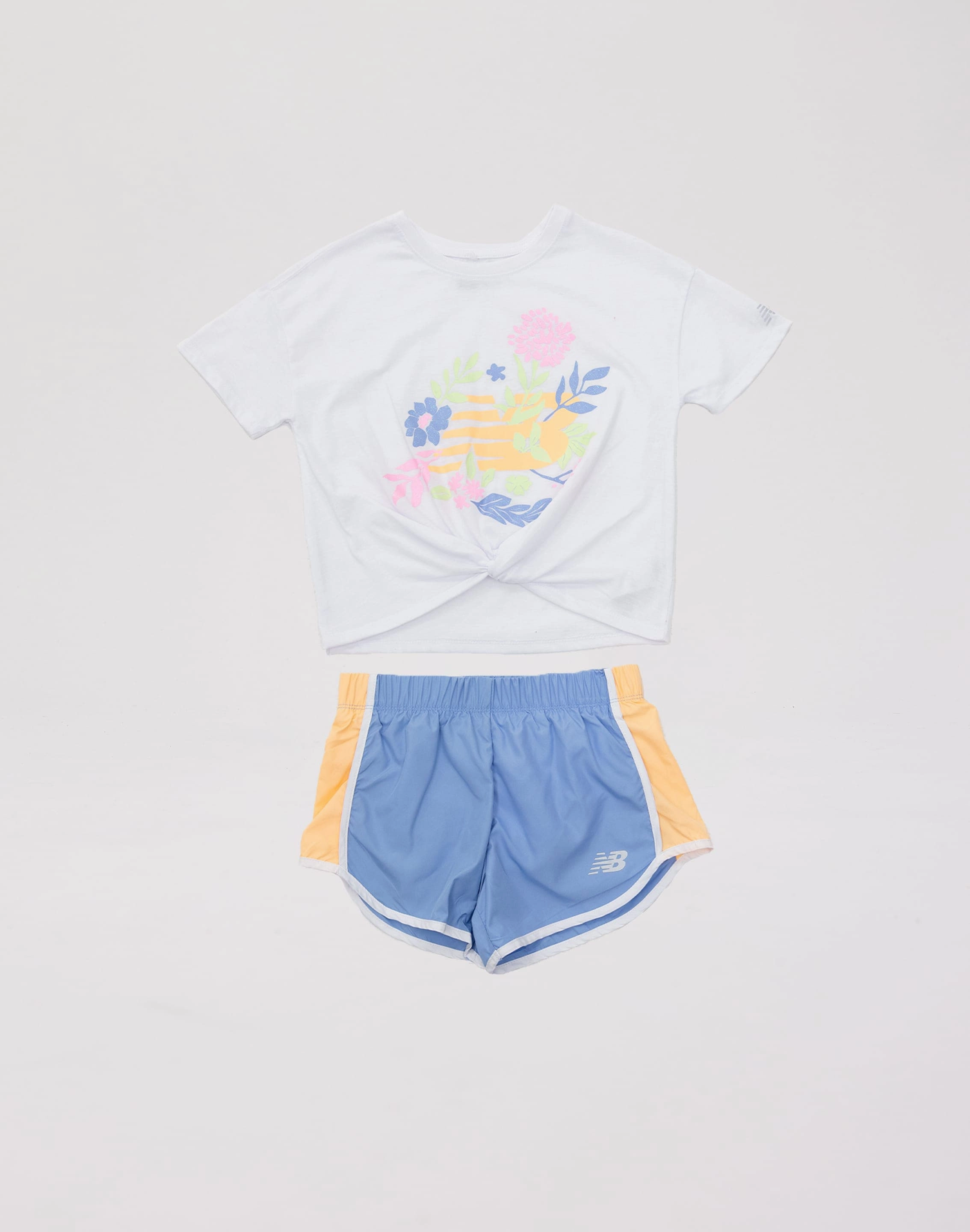 Fashion care (washing, ironing, etc.) New Balance Bouquet Woven Shorts Set Grade-School Clothing prices