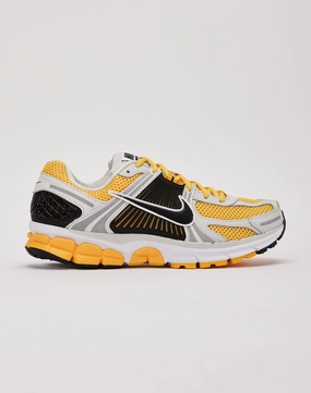 Fashion care (washing, ironing, etc.) Nike Zoom Vomero 5 Fashion brands