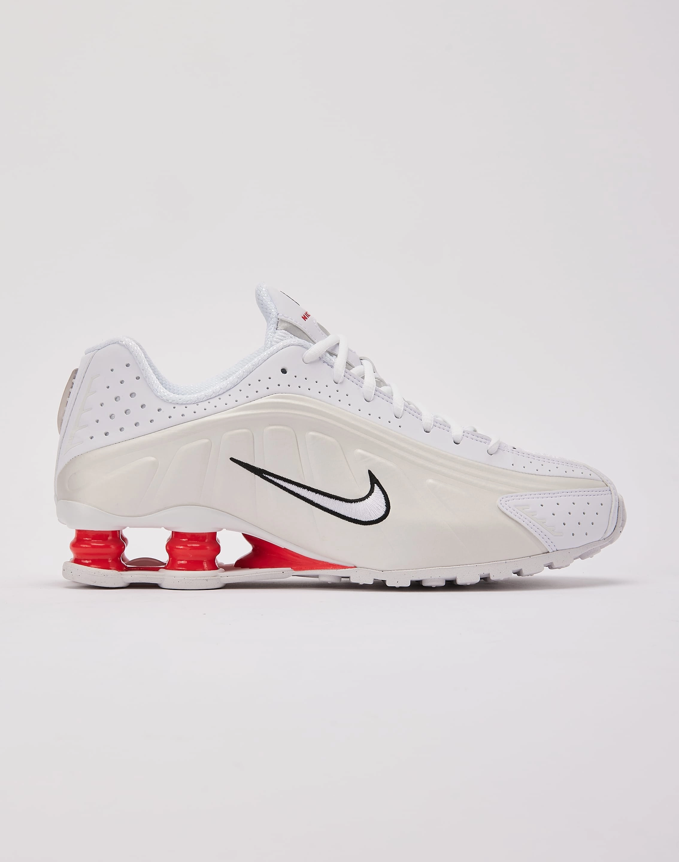 Fashion catalog Nike Shox R4 Clothing prices