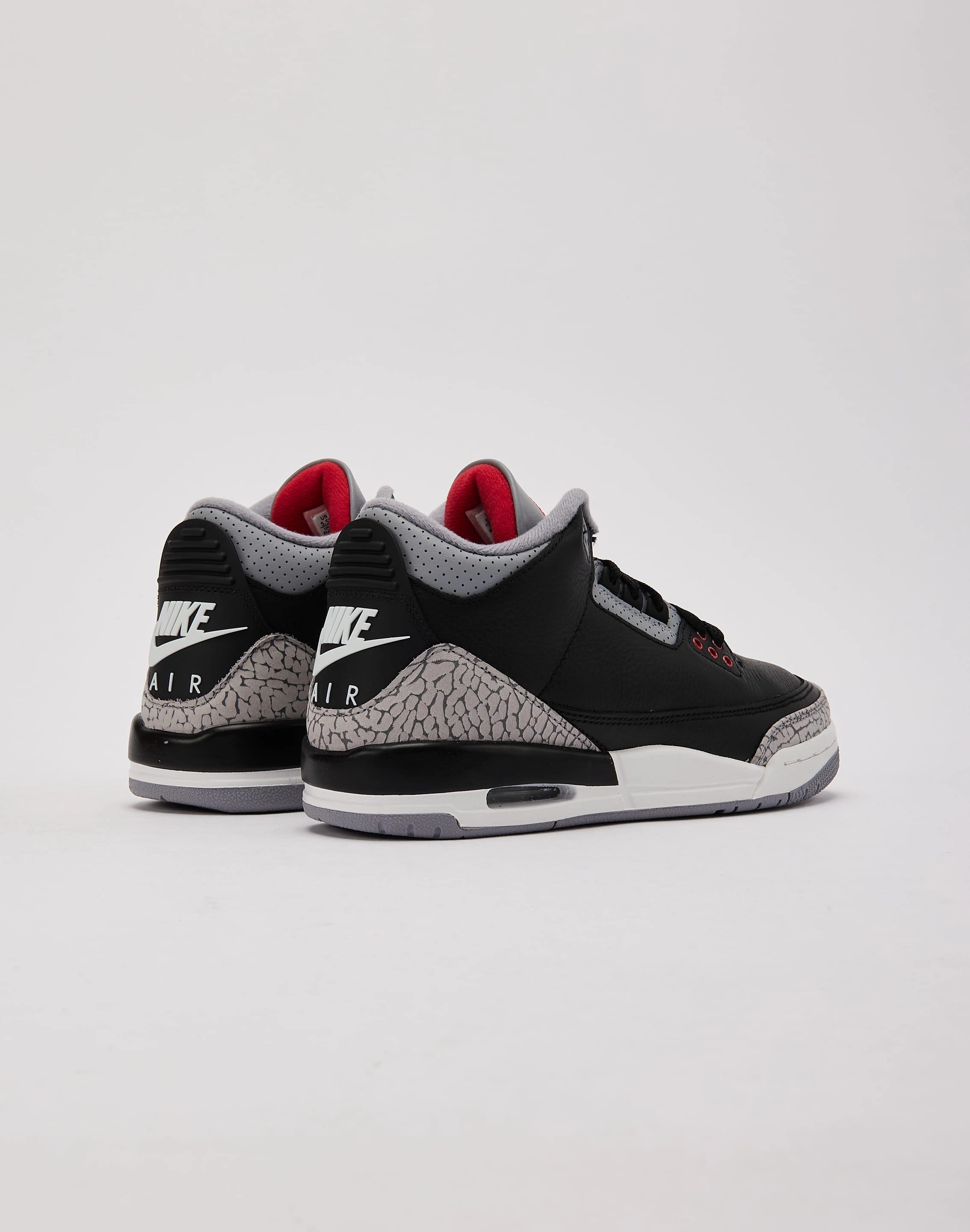 Fashion culture Jordan Air Jordan 3 Retro 'Black Cement' Grade-School
