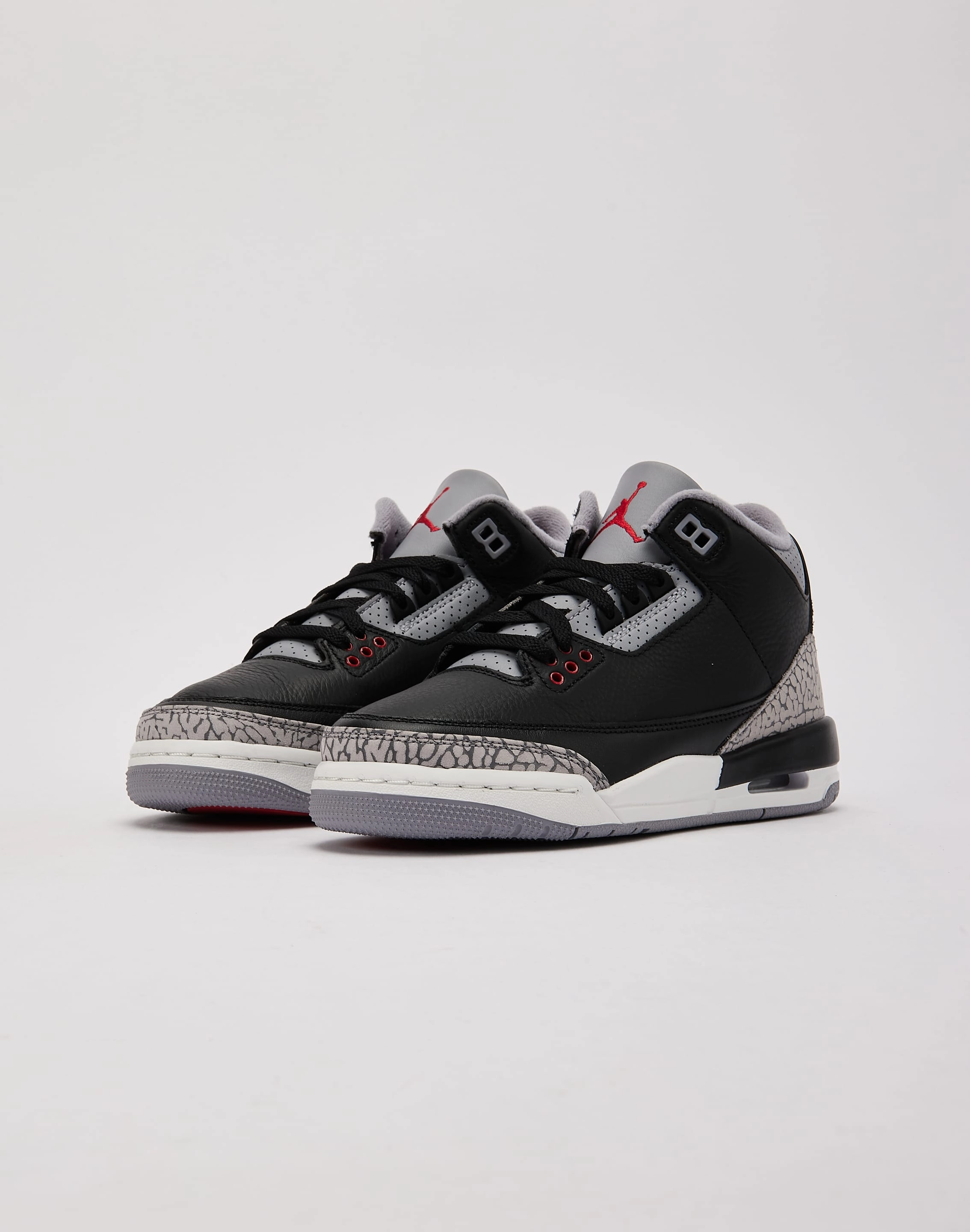 Fashion culture Jordan Air Jordan 3 Retro 'Black Cement' Grade-School