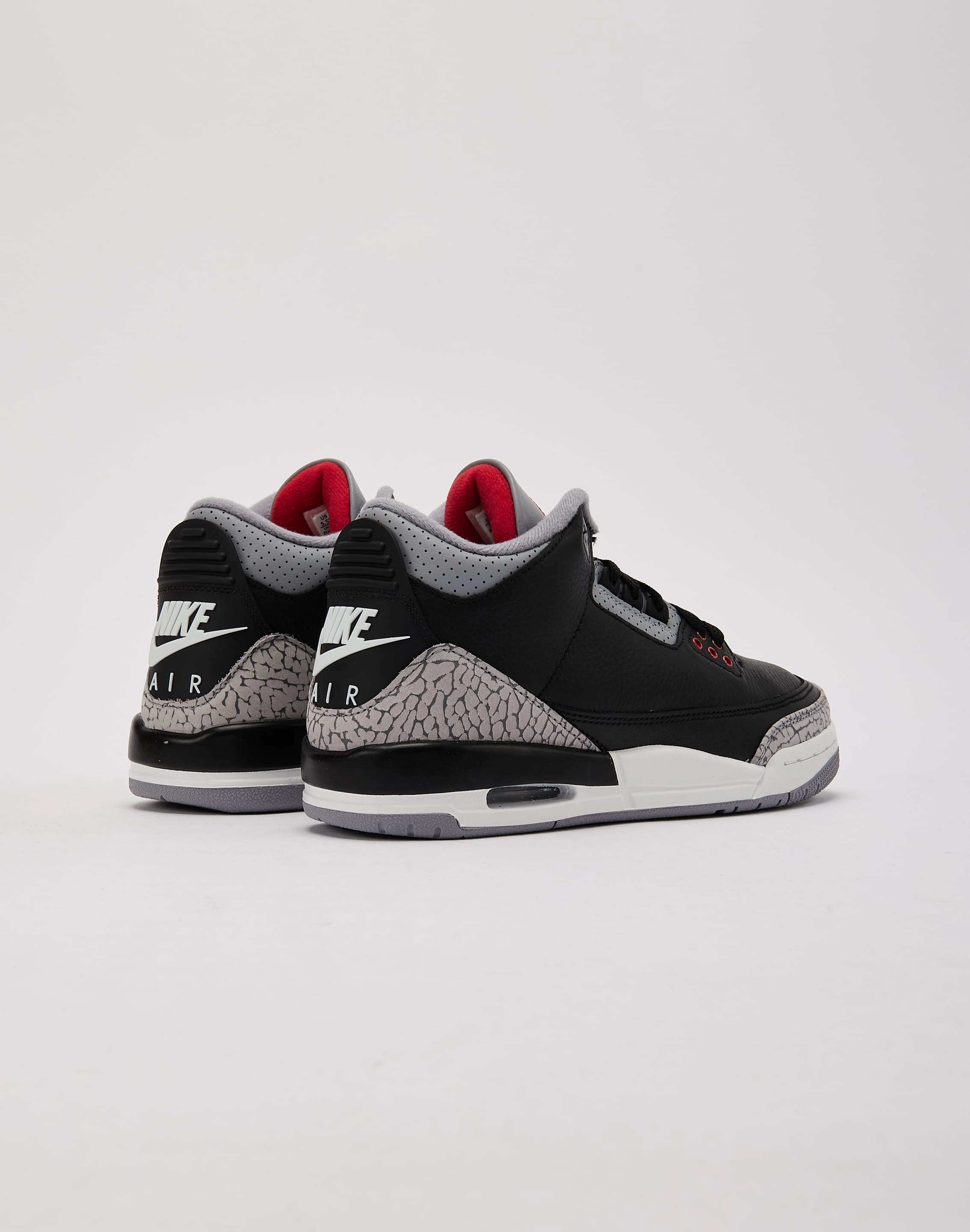 Fashion culture Jordan Air Jordan 3 Retro 'Black Cement' Grade-School