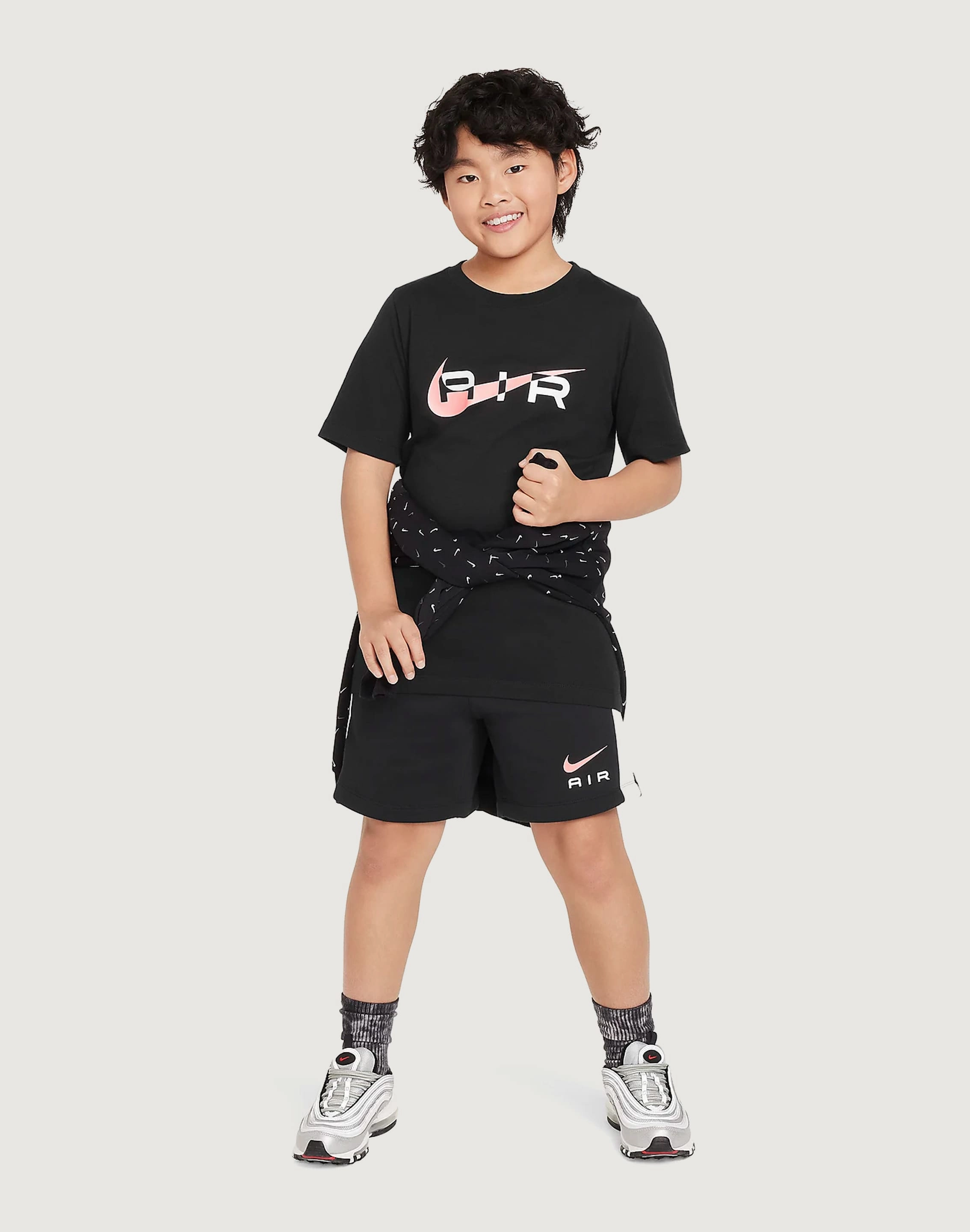 Fashion essentials Nike Air Tee Grade-School