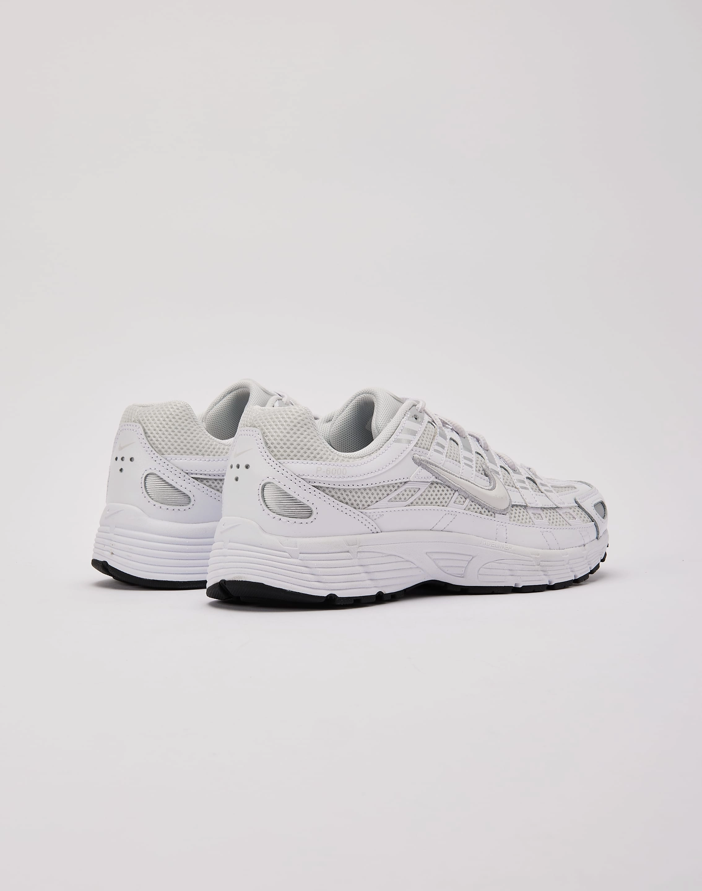 Fashion essentials Nike P-6000 Grade-School