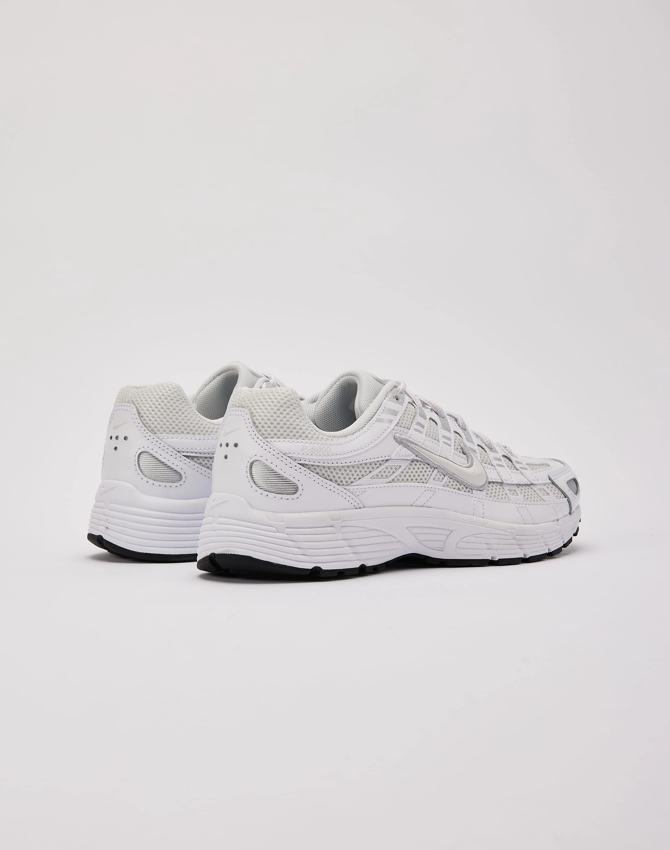 Fashion essentials Nike P-6000 Grade-School