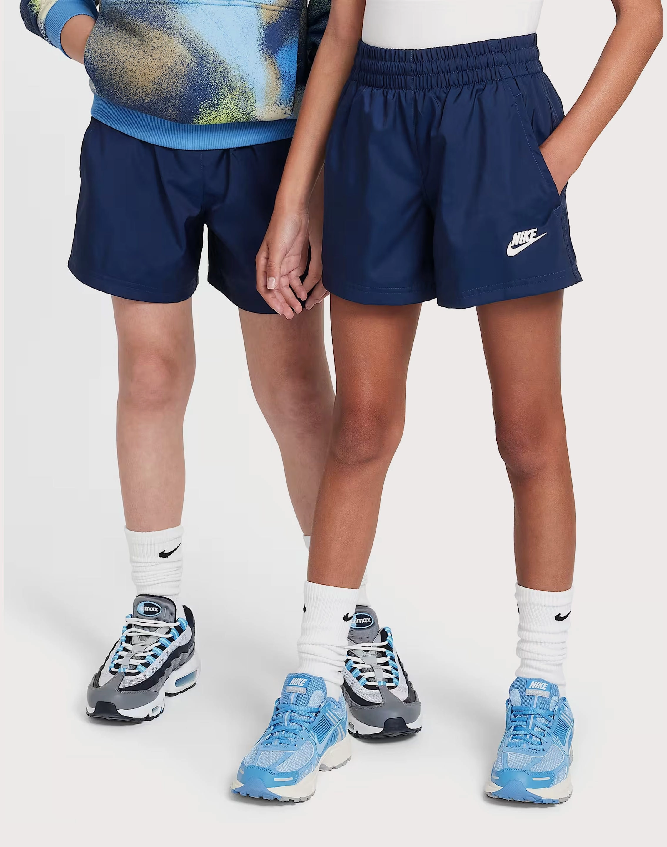 Fashion exhibitions Nike Club Woven Shorts Grade-School Beachwear items