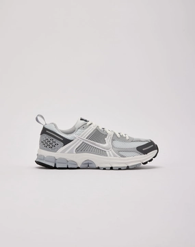 Fashion exhibitions Nike Zoom Vomero 5 Grade-School Popular fashion picks