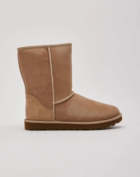Fashion for all ages UGG Classic Short II Boots Everyday wear