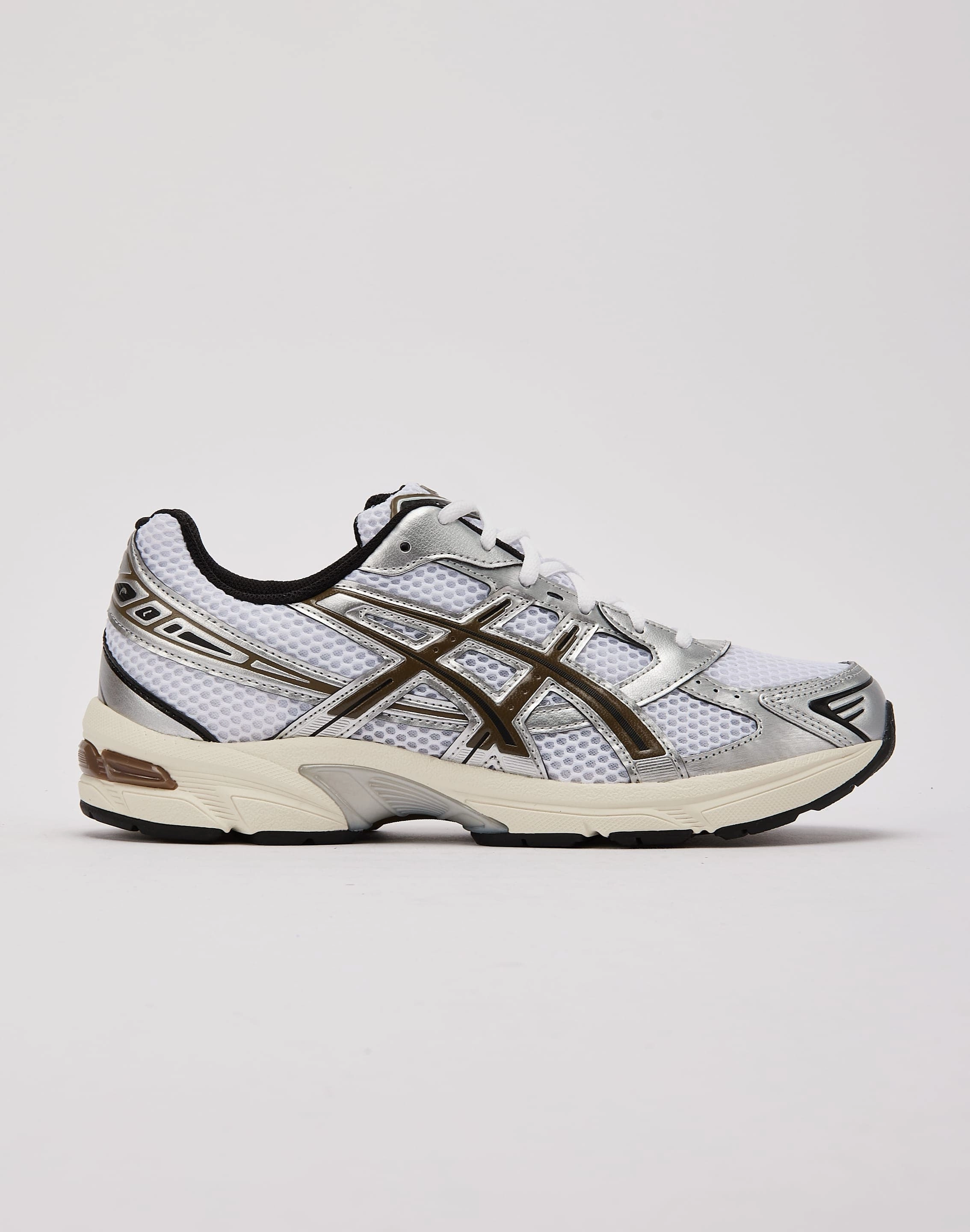 Fashion for all body types Asics GEL-1130 Embroidered fashion