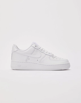 Fashion for all body types Nike Wmns Air Force 1 '07 Low Vintage - inspired fashion