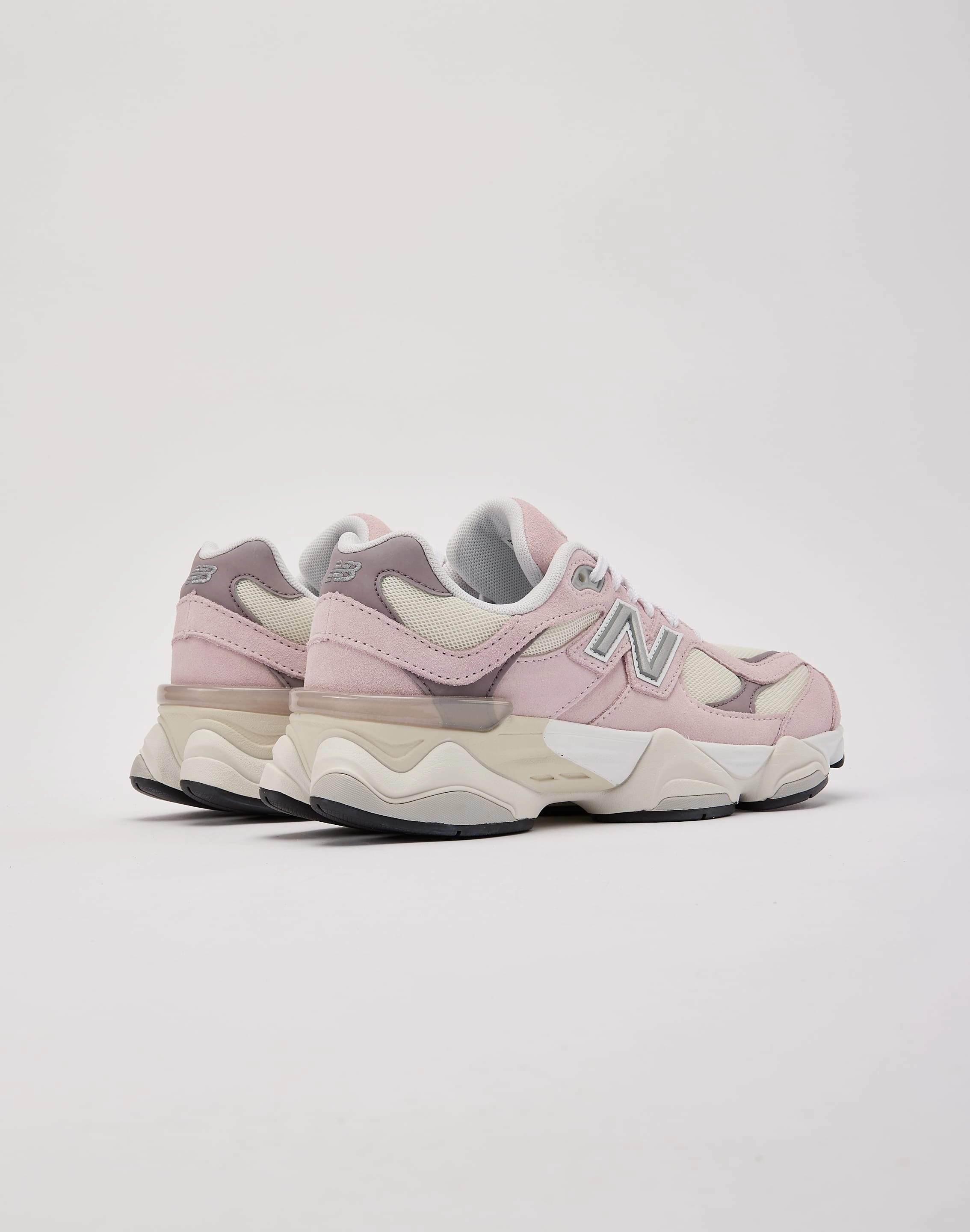 Fashion forecasting New Balance 9060 Grade-School