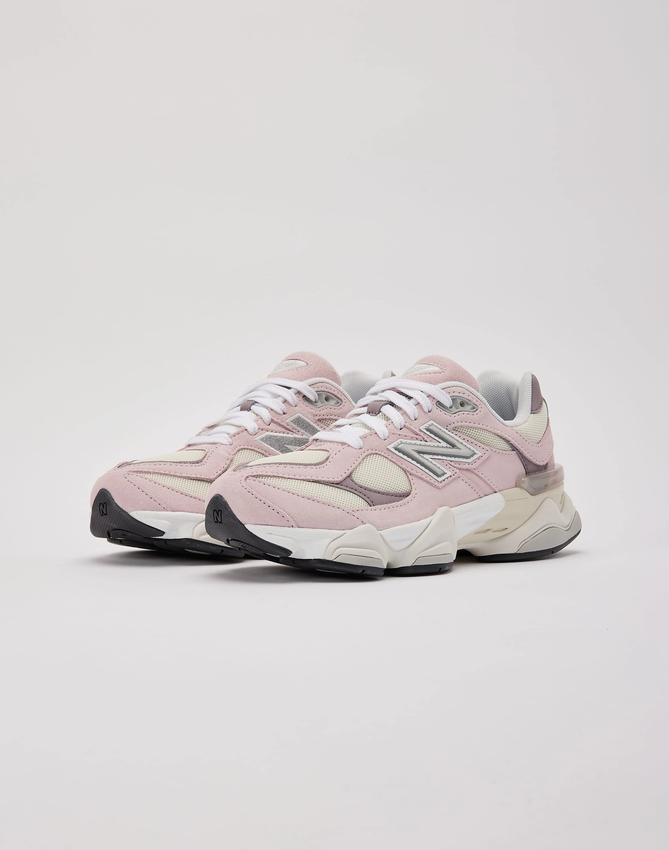 Fashion forecasting New Balance 9060 Grade-School