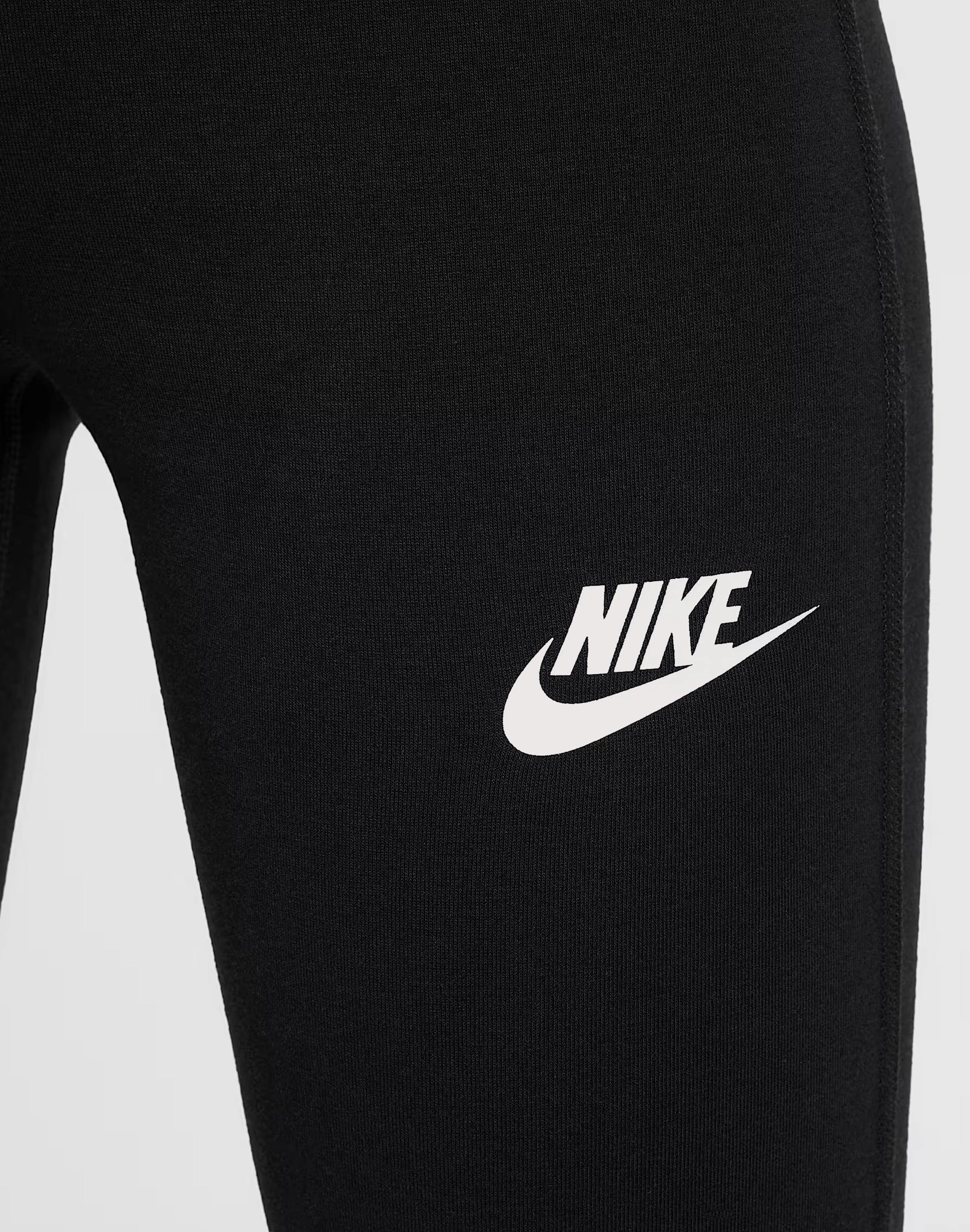 Fashion forecasting Nike High-Waisted Flared Leggings Grade-School