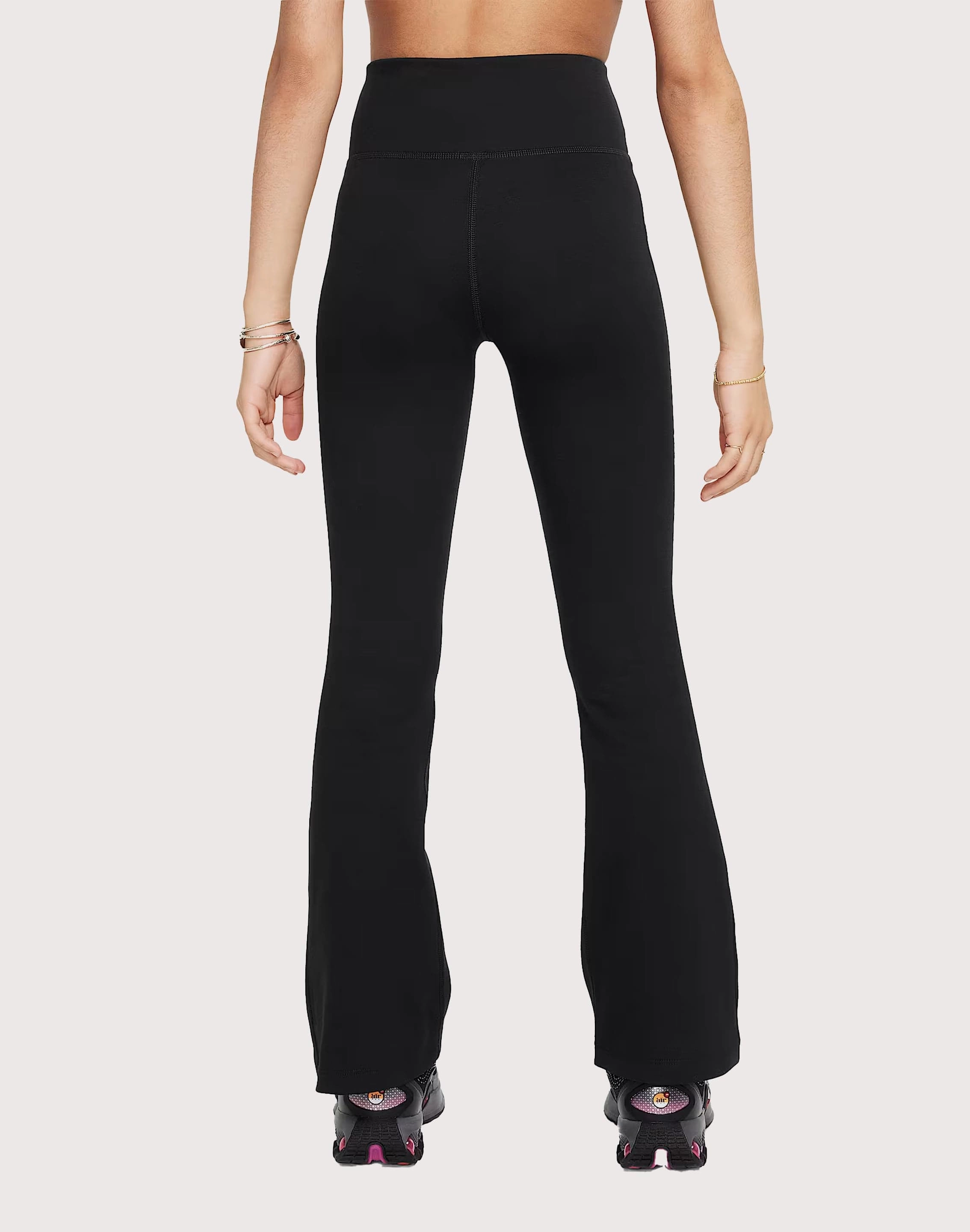 Fashion forecasting Nike High-Waisted Flared Leggings Grade-School