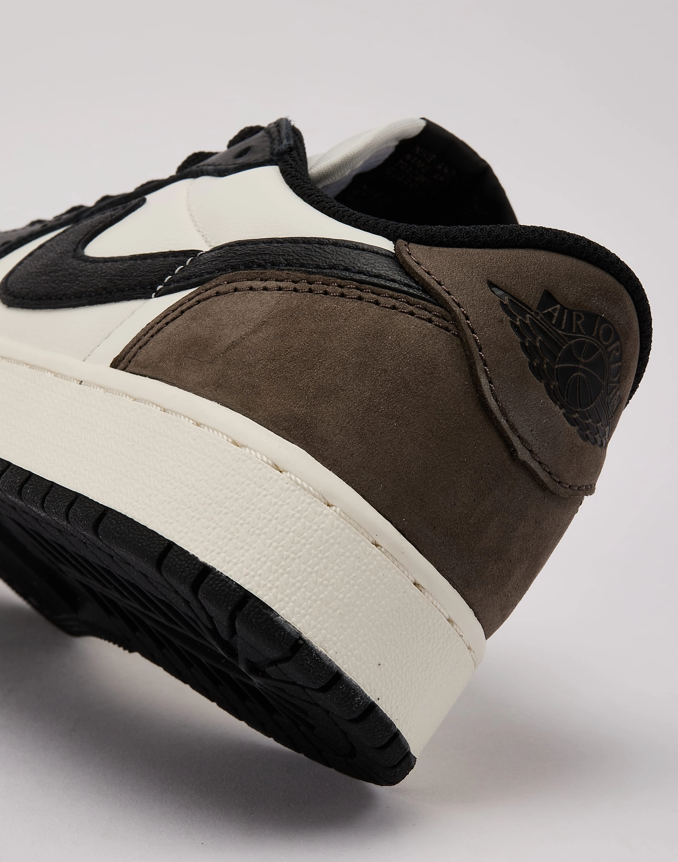 Fashion-forward items Jordan Air Jordan 1 Retro Low OG 'Mocha' Grade-School