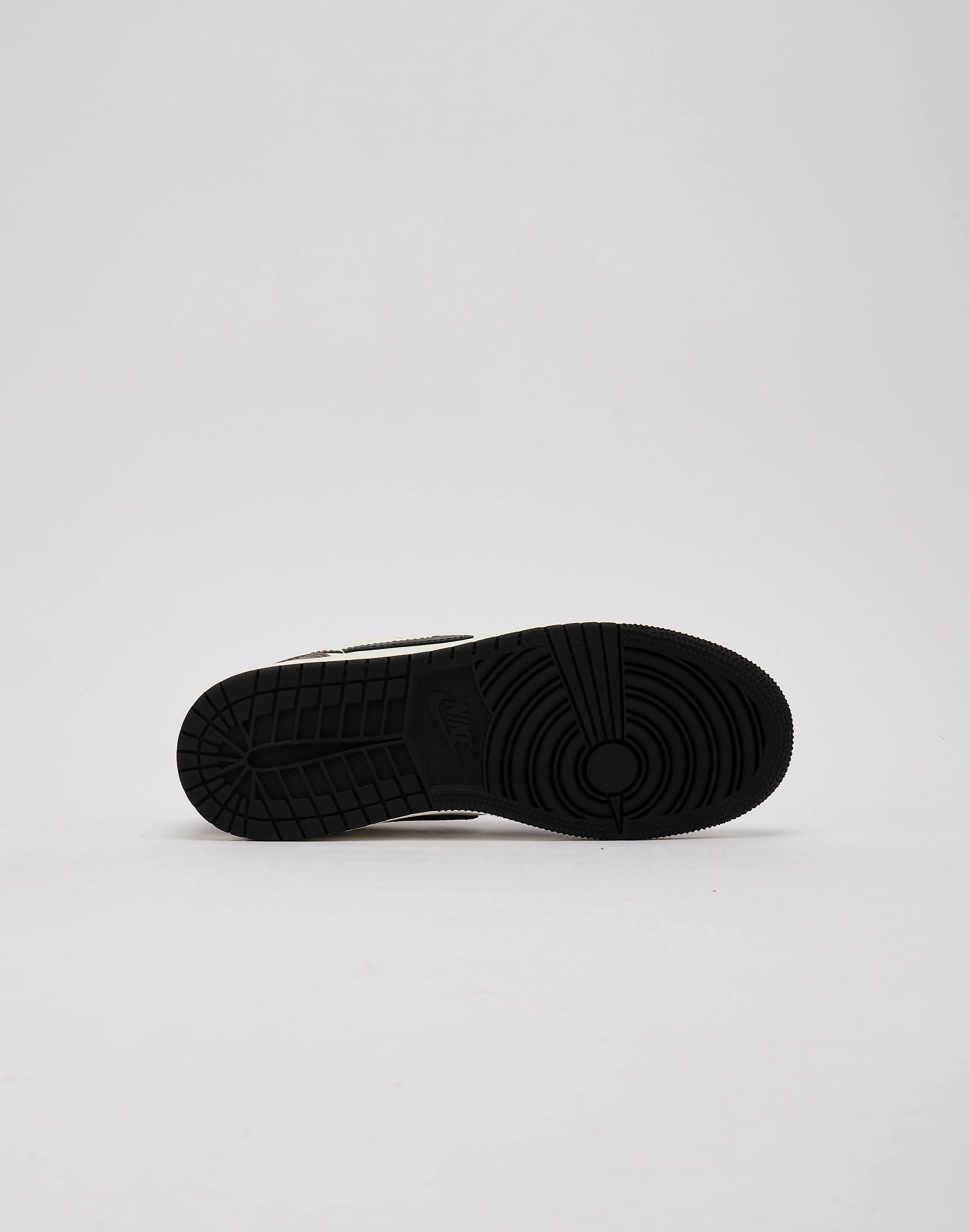 Fashion-forward items Jordan Air Jordan 1 Retro Low OG 'Mocha' Grade-School