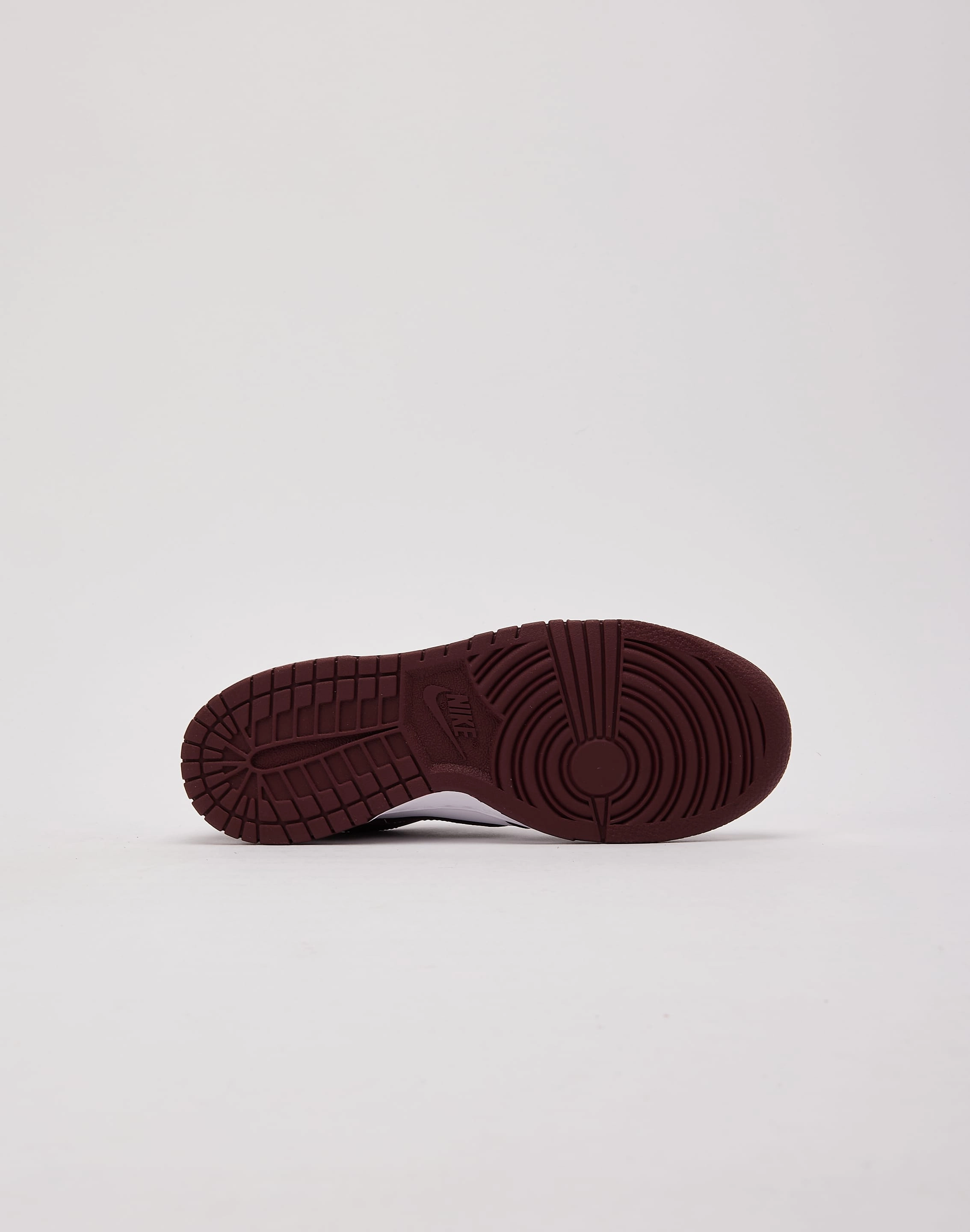 Fashion-forward items Nike Dunk Low Grade-School