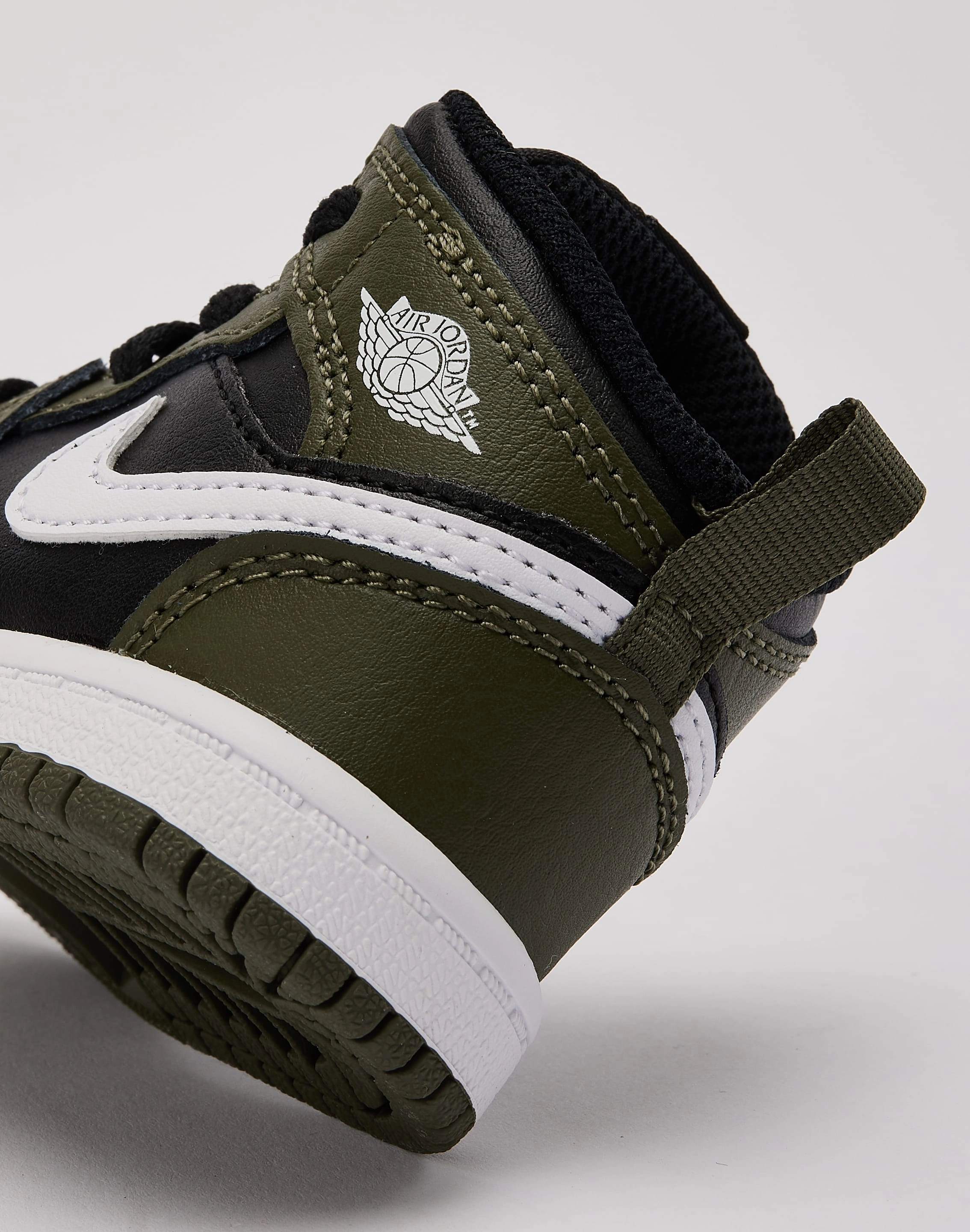 Fashion history Jordan Air Jordan 1 Mid Infant