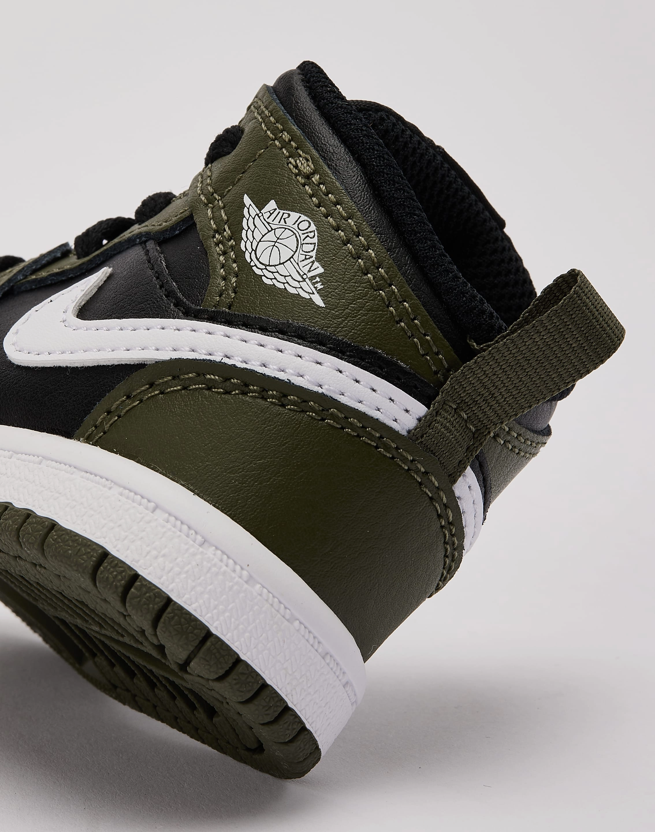Fashion history Jordan Air Jordan 1 Mid Infant