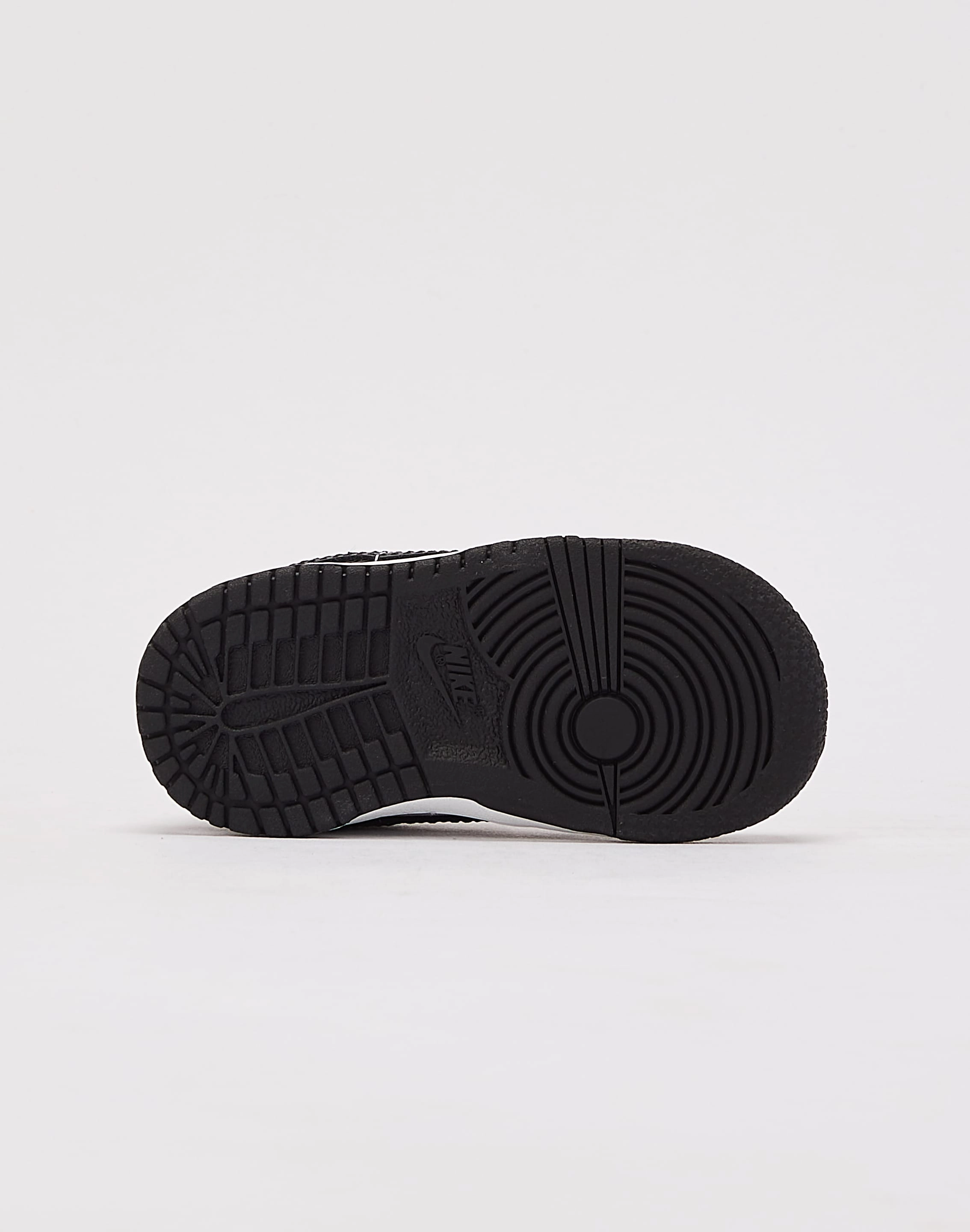 Fashion influencers' recommendations Nike Dunk Low Toddler