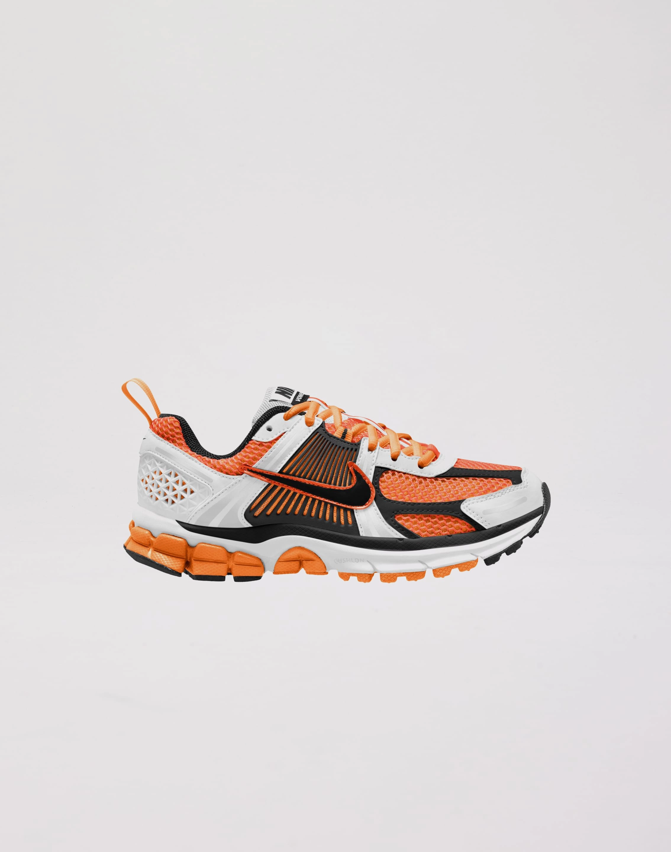 Fashion inspiration Nike Vomero 5 "Total Orange/Black/White/Metallic Platinum" Preschool Boys' Fashion swaps