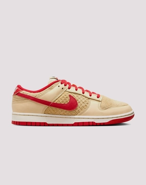 Fashion labels Nike Dunk Low Retro SE "Strawberry Waffle" Luxury fashion items