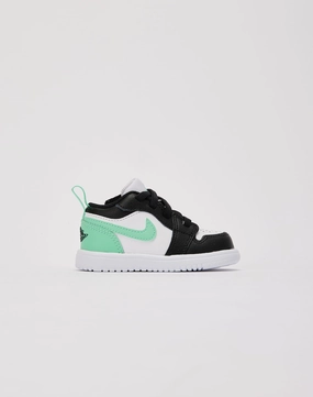 Fashion lookbook Jordan Air Jordan 1 Low Alt Toddler Smart casual wear