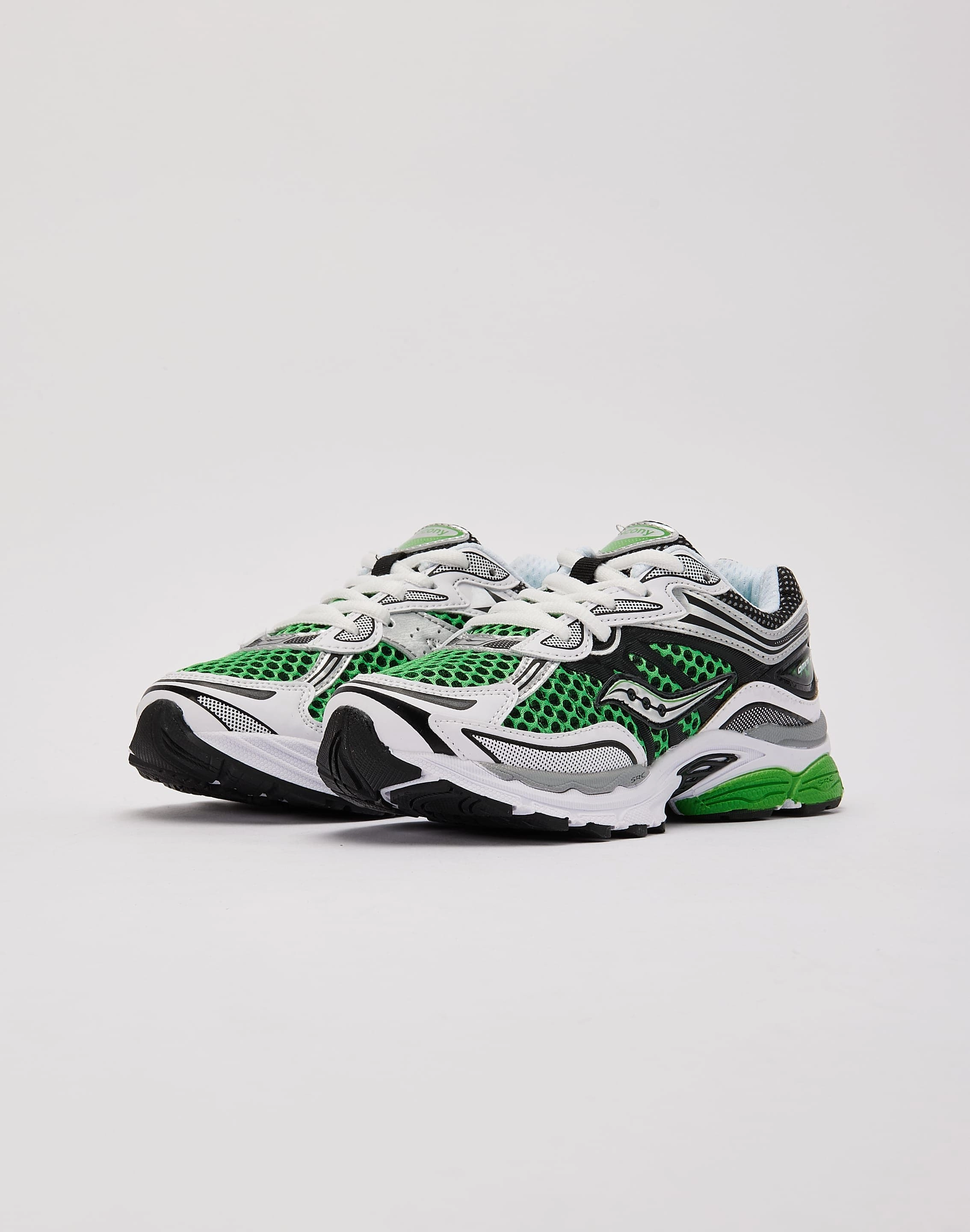 Fashion lookbook Saucony Omni 9 Pre-School