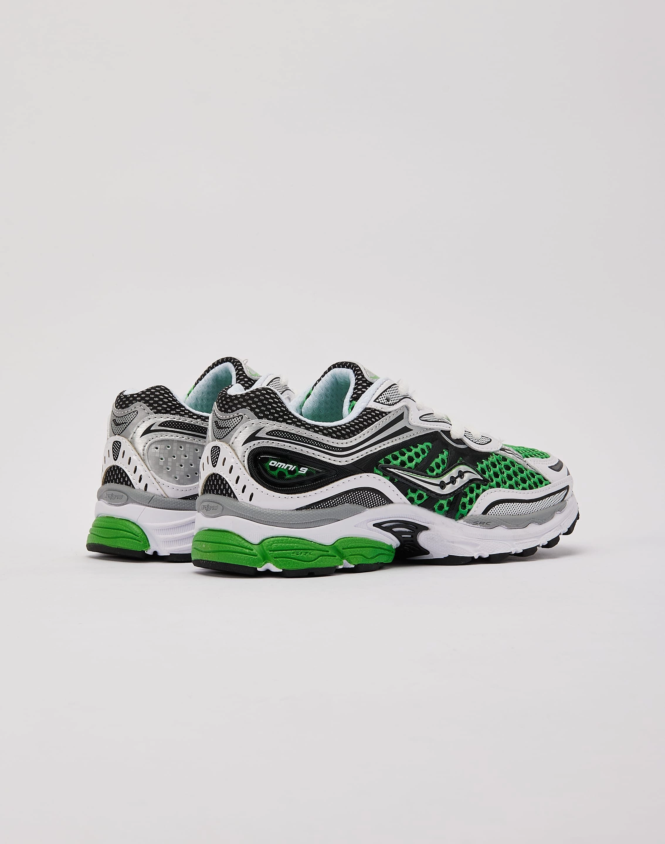 Fashion lookbook Saucony Omni 9 Pre-School