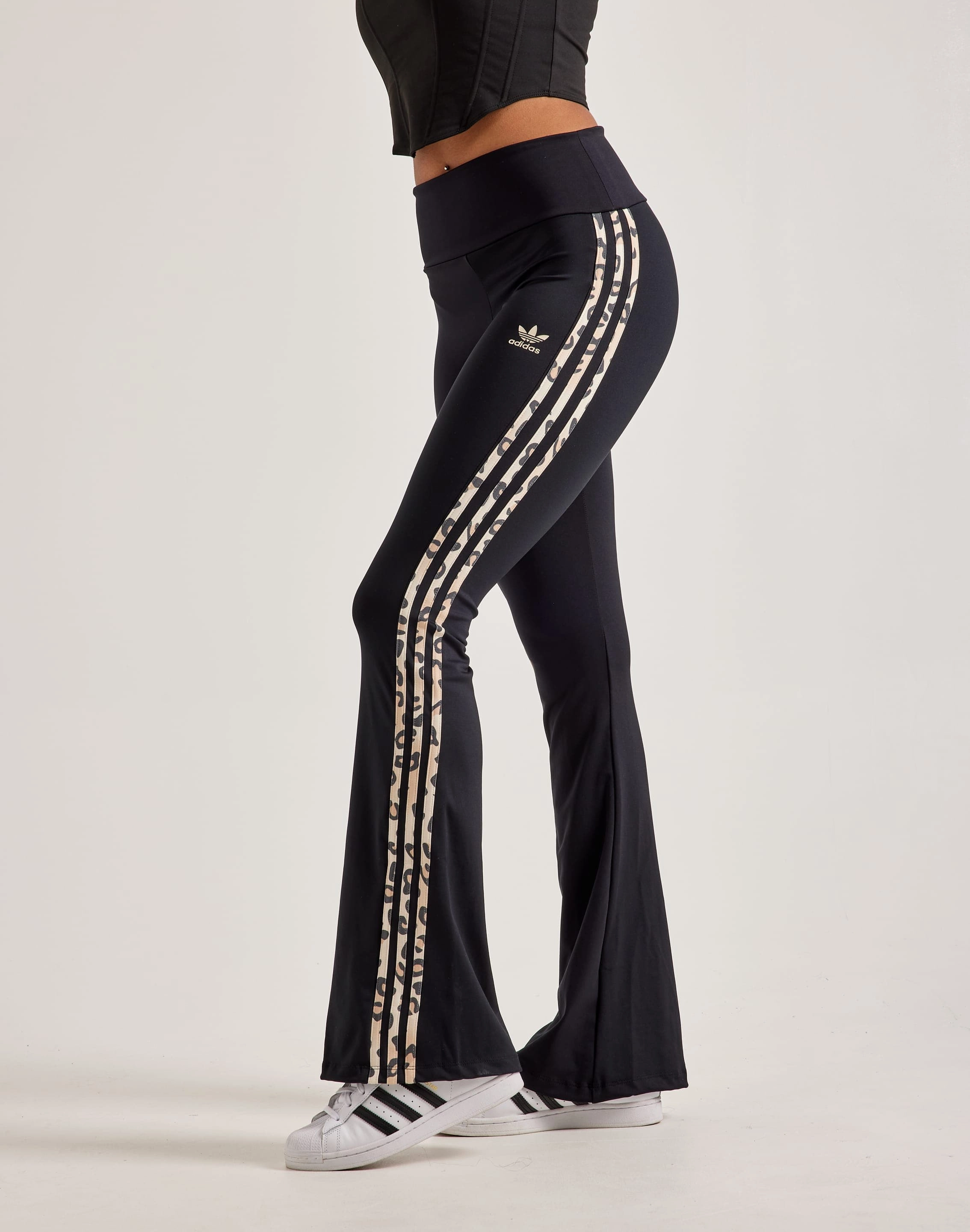 Fashion models Adidas Leopard Luxe 3-Stripes Flared Leggings Formal wear selections