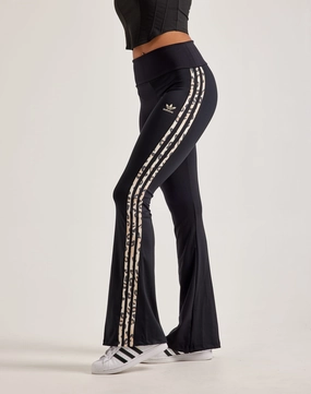 Fashion models Adidas Leopard Luxe 3-Stripes Flared Leggings Formal wear selections