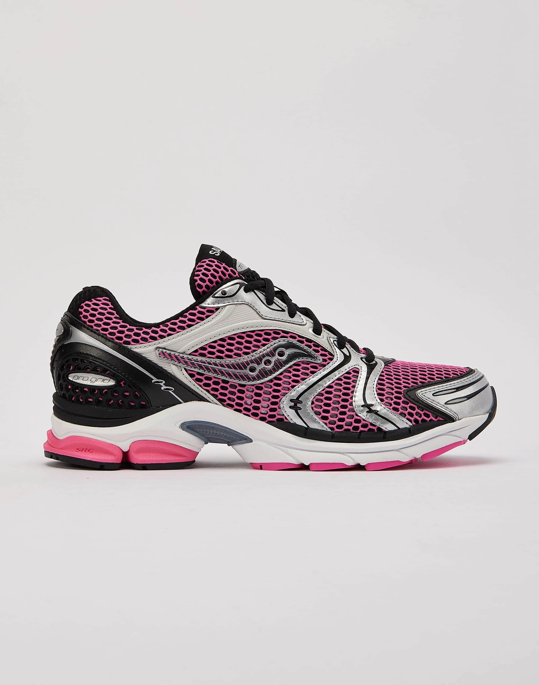 Fashion museums Saucony ProGrid Triumph 4 Fashion photography