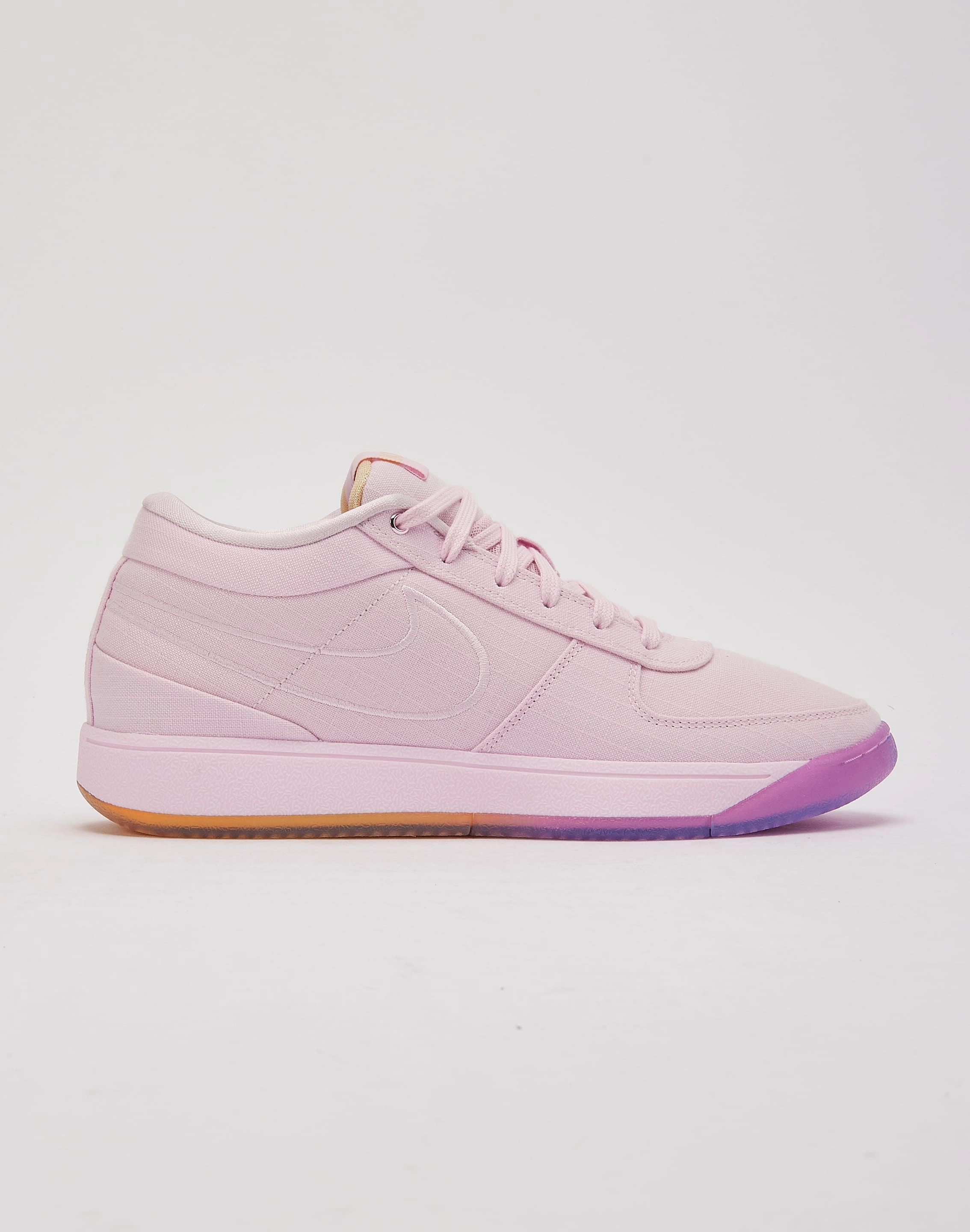 Fashion must - haves Nike Book 1 Style statements