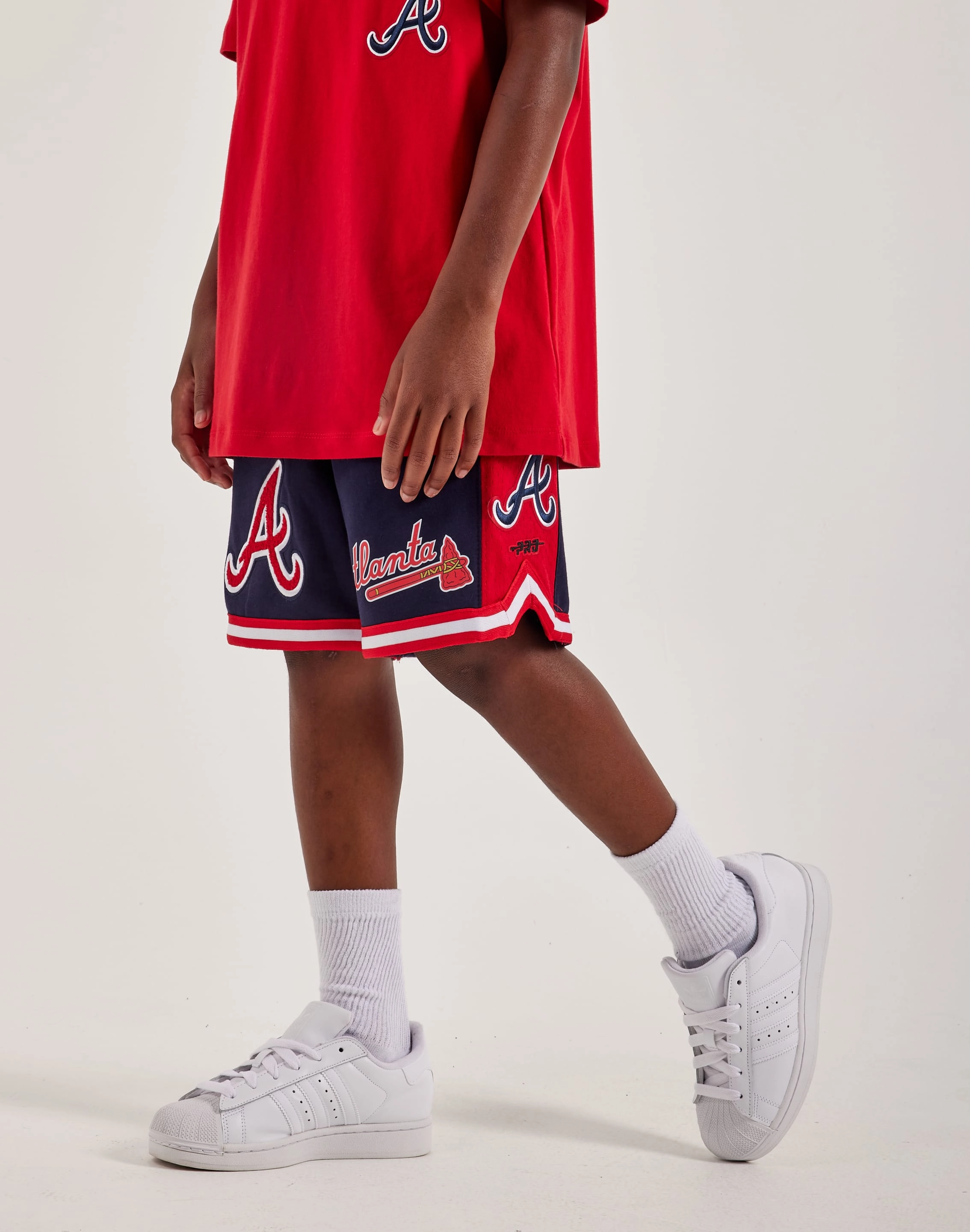 Fashion on sale Pro Standard Atlanta Braves Fleece Shorts Grade-School