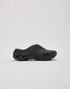 Fashion photography Crocs Echo Wave Grade-School Free shipping offers