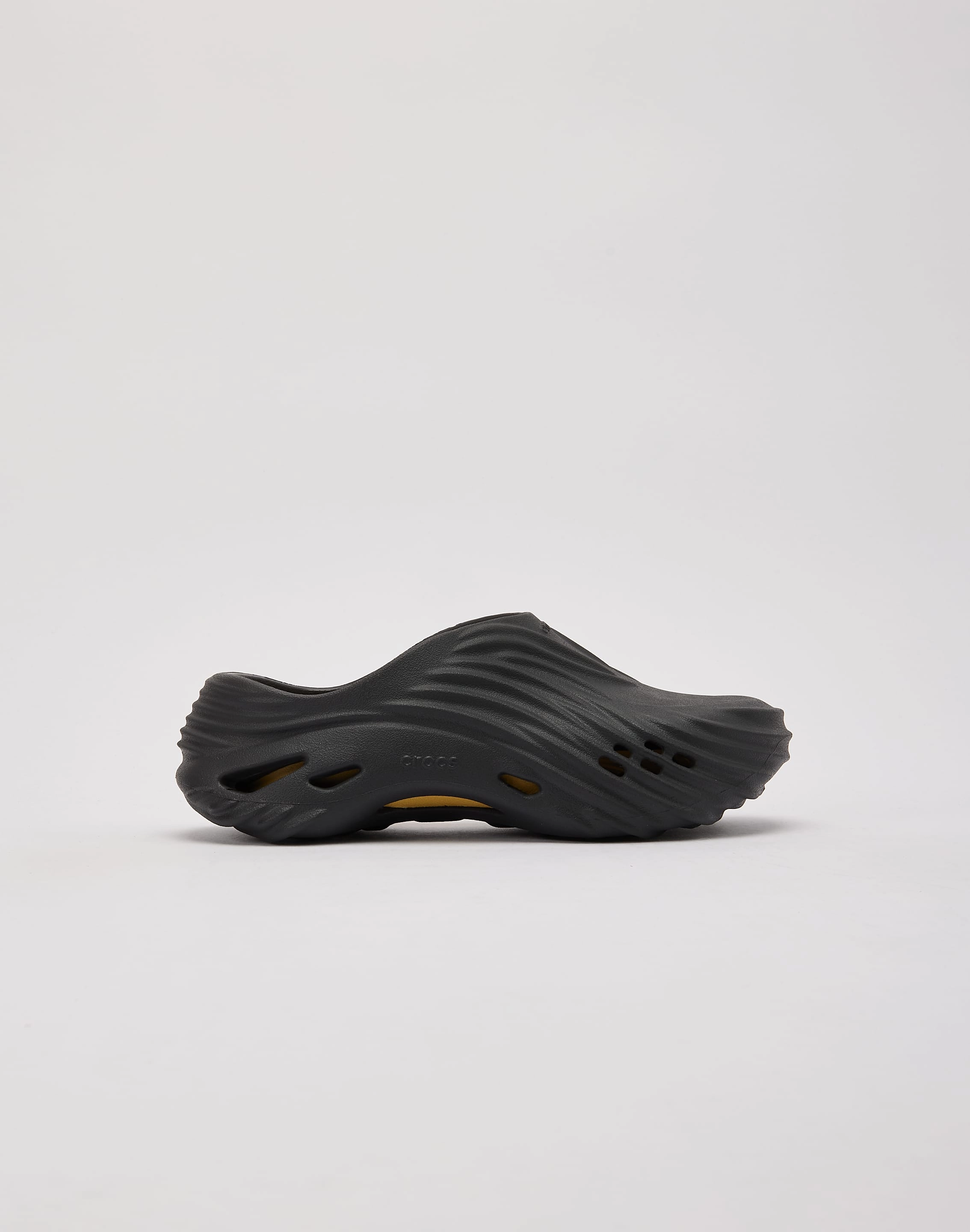 Fashion photography Crocs Echo Wave Grade-School Free shipping offers