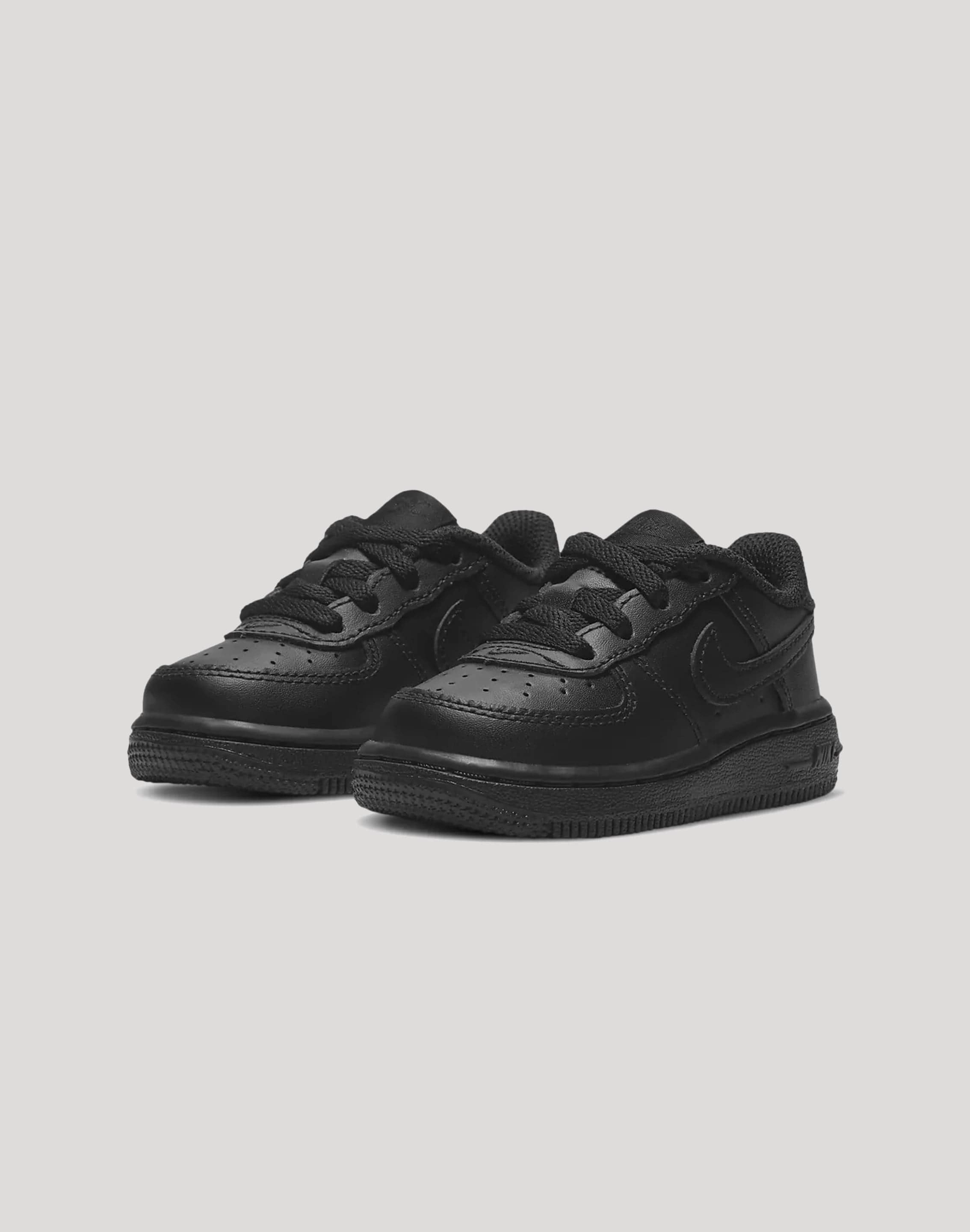 Fashion photography Nike Air Force 1 '07 Low Le Toddler