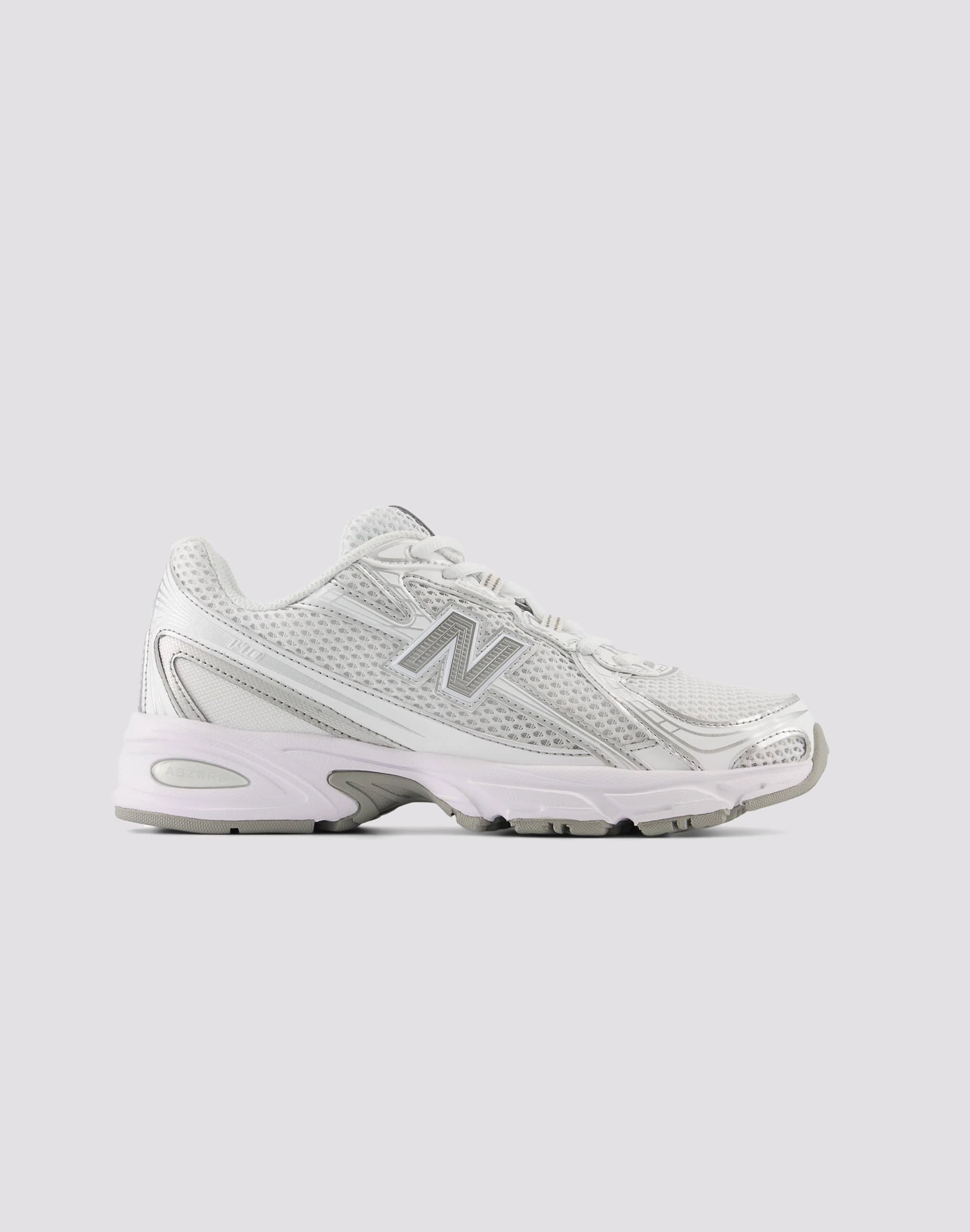 Fashion rental New Balance 740 Formal wear selections