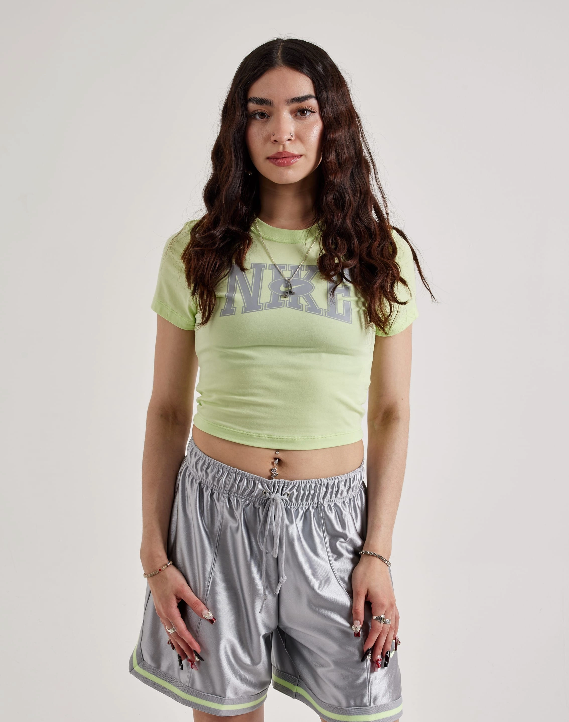 Fashion rental Nike Slim Cropped Tee Fashion brands