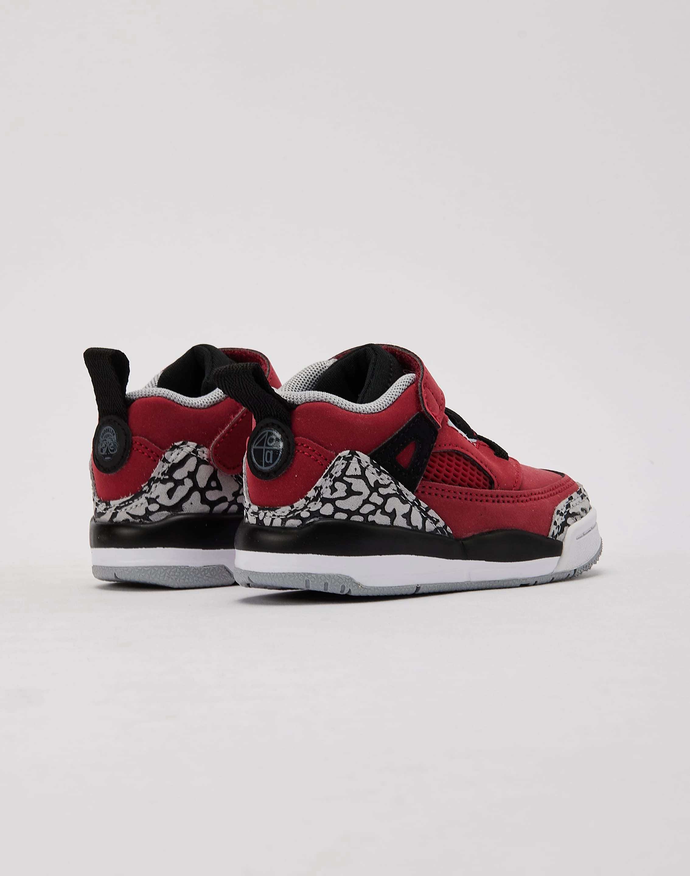 Fashion shows Jordan Spizike Low Toddler