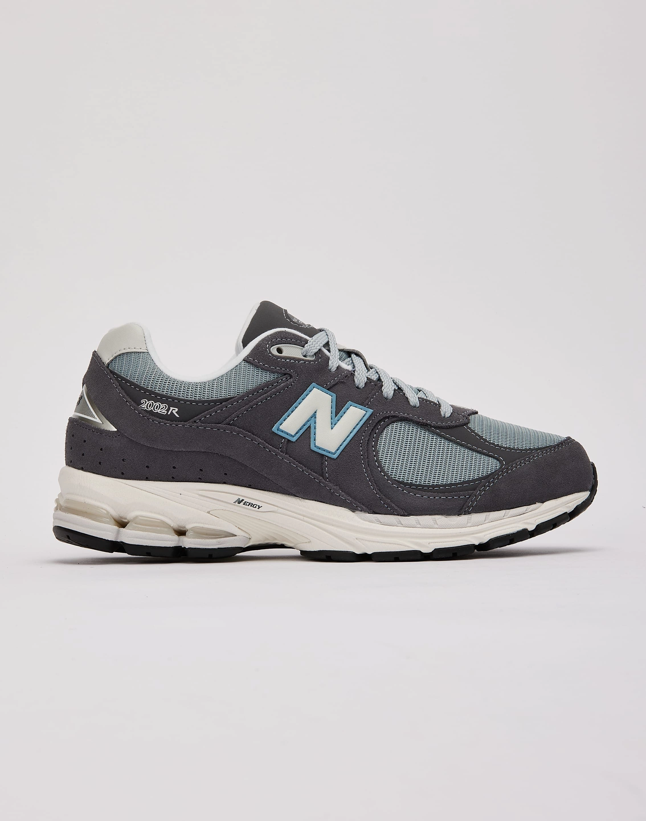 Fashion subscription services New Balance 2002R Suede - finished fashion