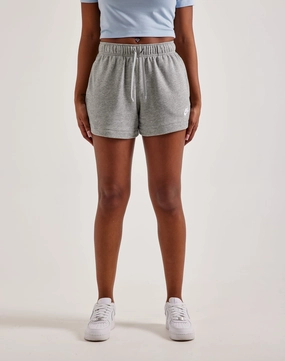Fashion subscription services Nike Club Fleece Mid-Rise Shorts Fashion lookbook