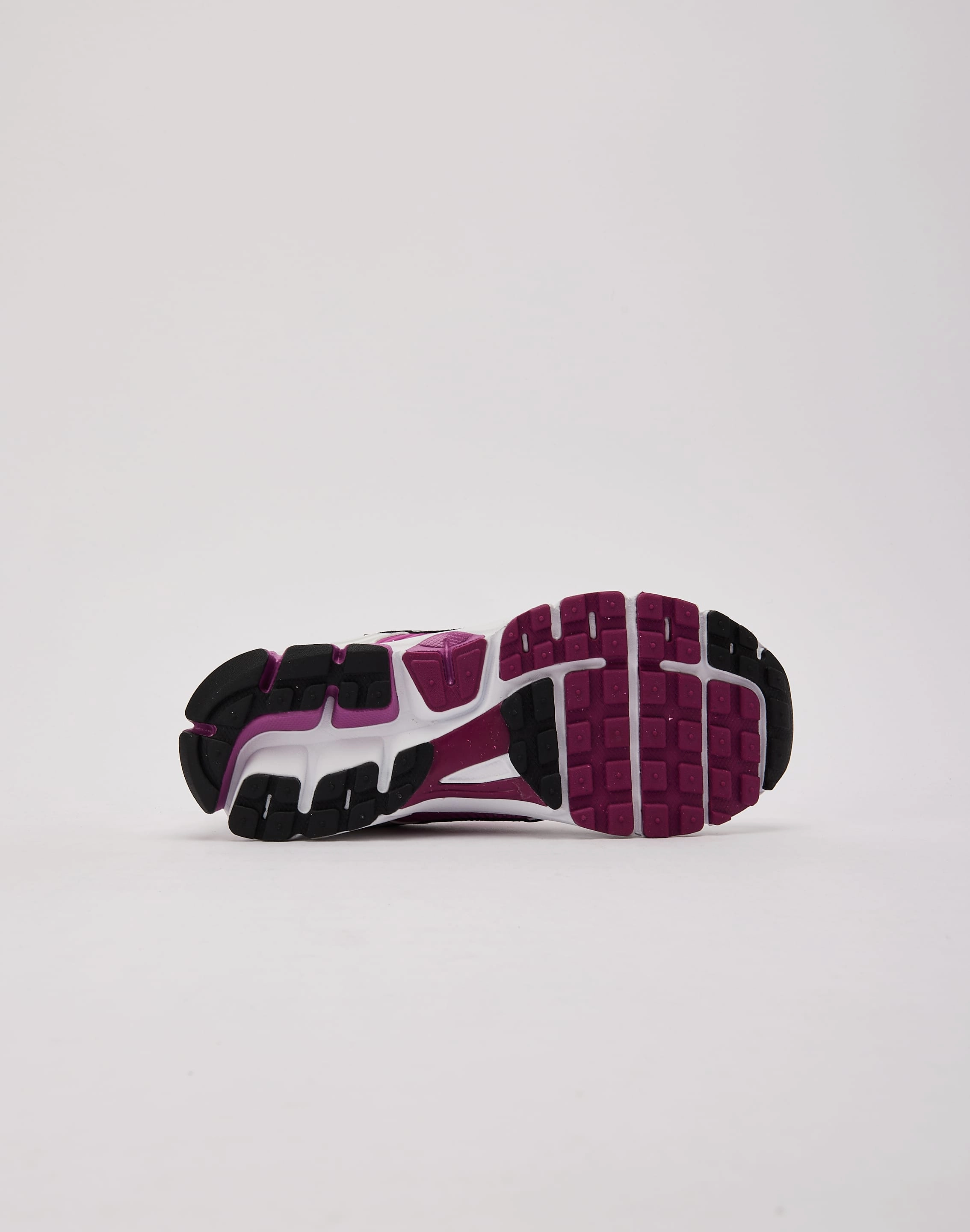 Fashion subscription services Nike Zoom Vomero 5 Grade-School
