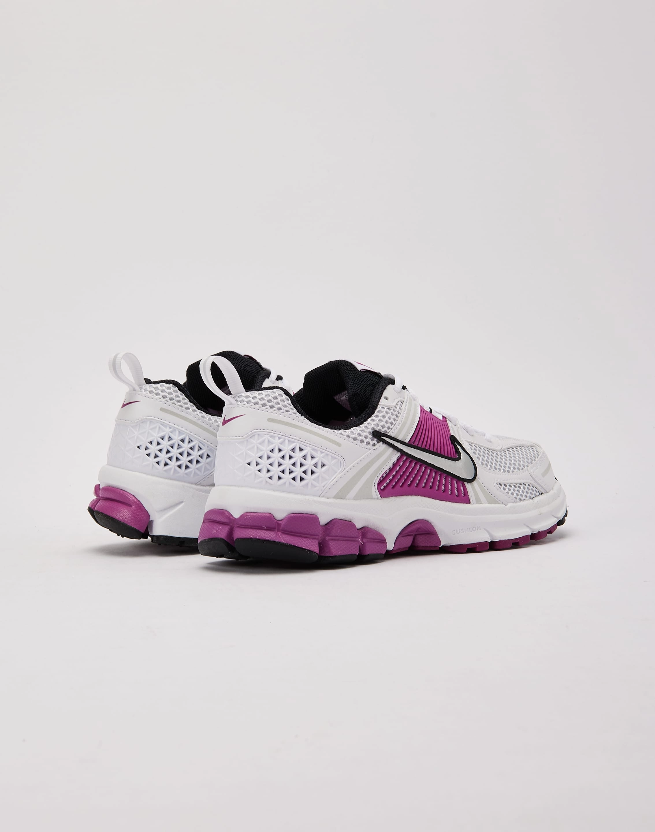 Fashion subscription services Nike Zoom Vomero 5 Grade-School