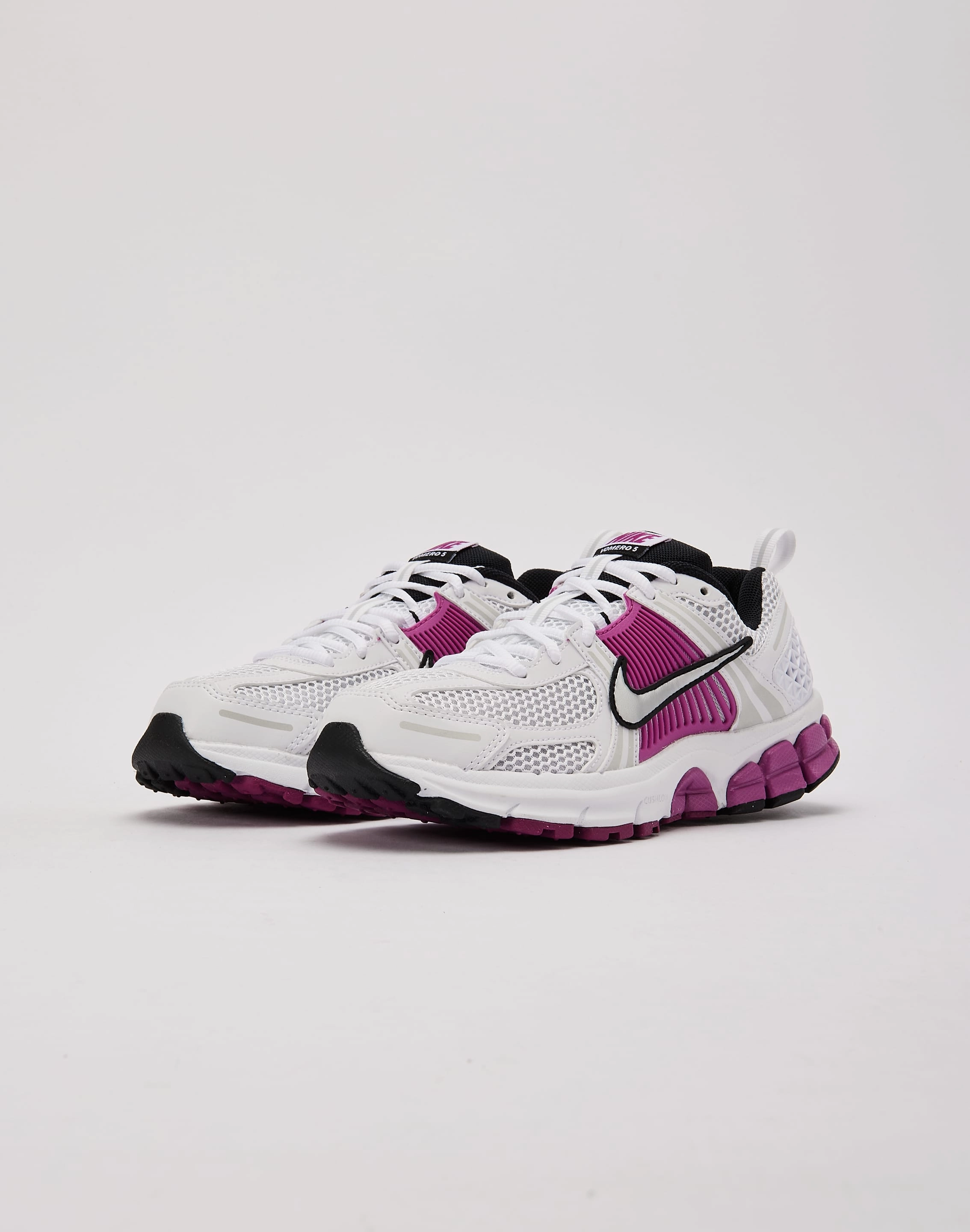 Fashion subscription services Nike Zoom Vomero 5 Grade-School