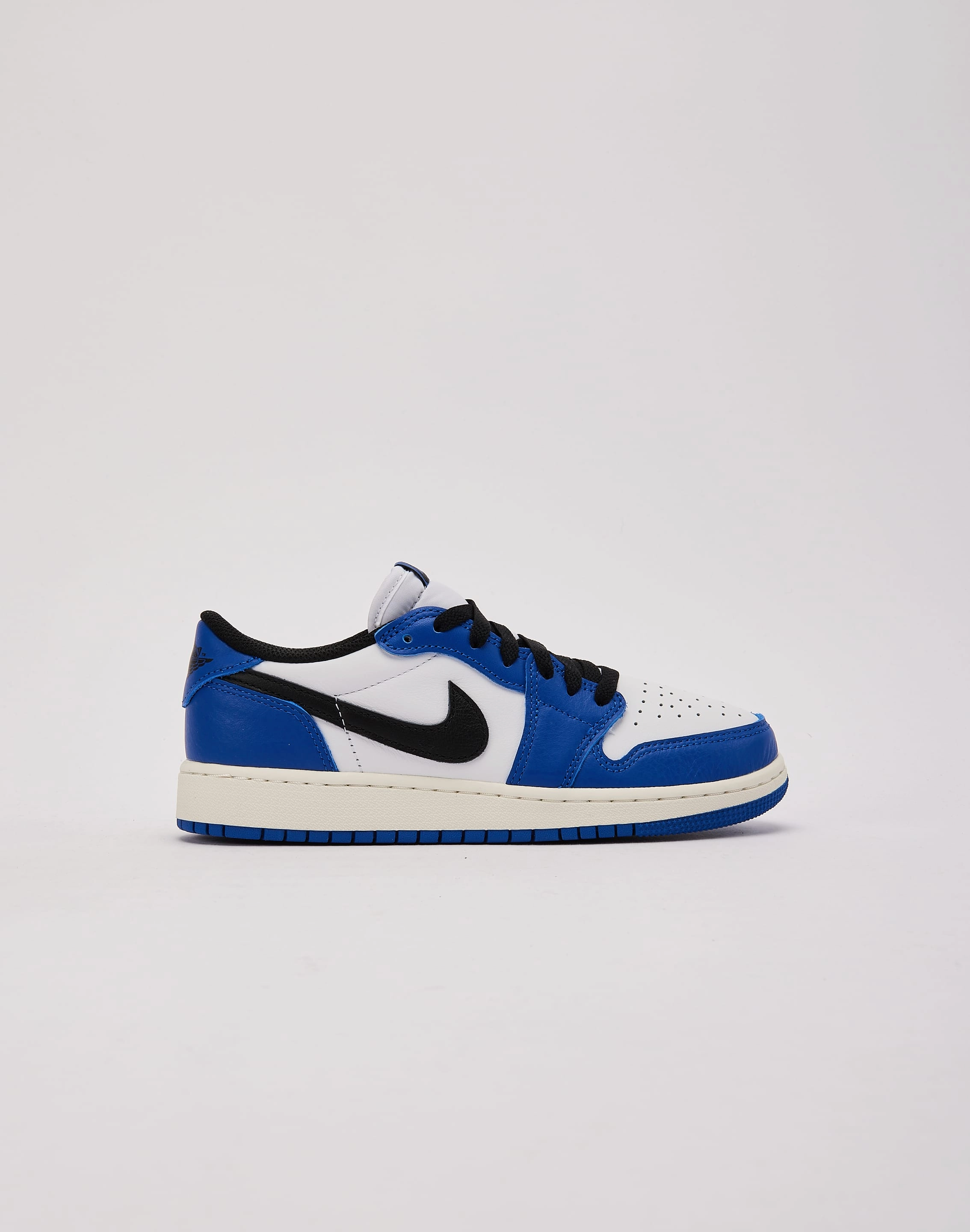 Fashion technology Jordan Air Jordan 1 Retro Low OG 'Game Royal' Grade-School Comfortable apparel