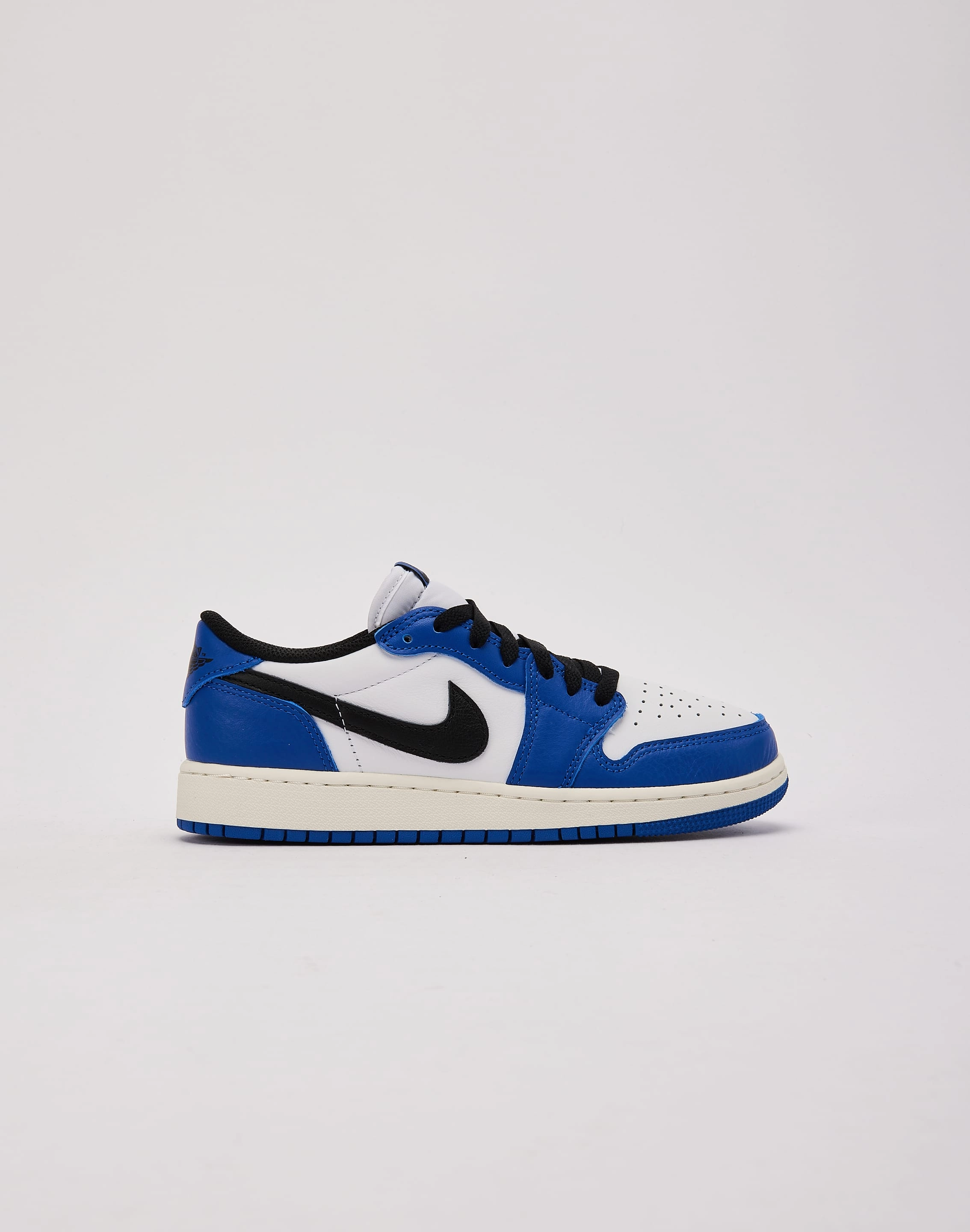Fashion technology Jordan Air Jordan 1 Retro Low OG 'Game Royal' Grade-School Comfortable apparel